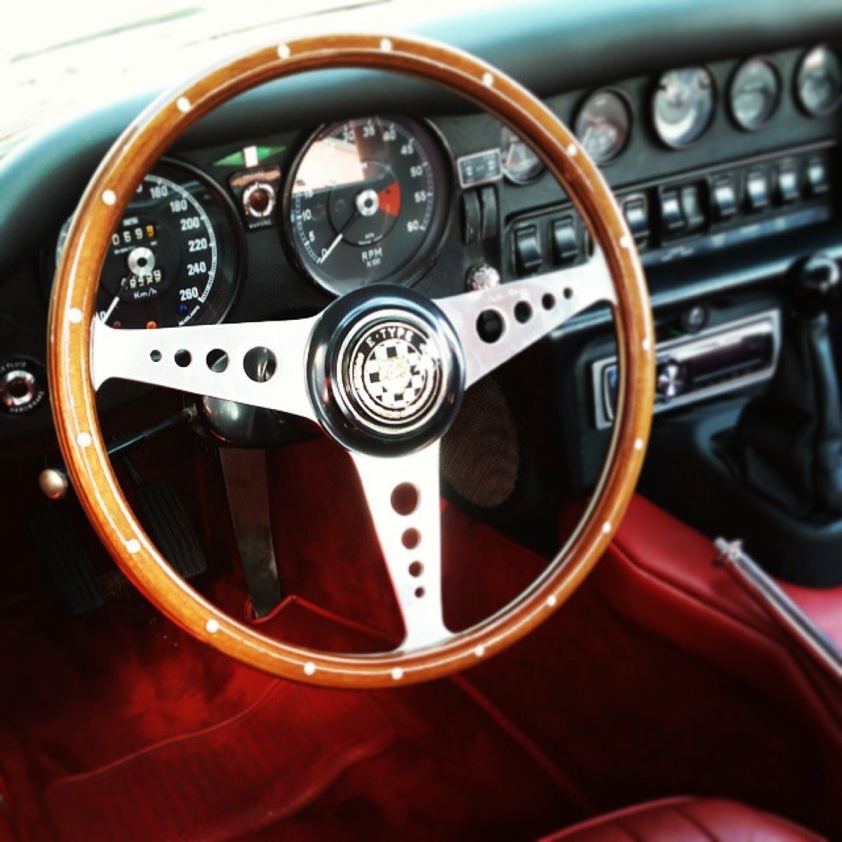 Jaguar E Type