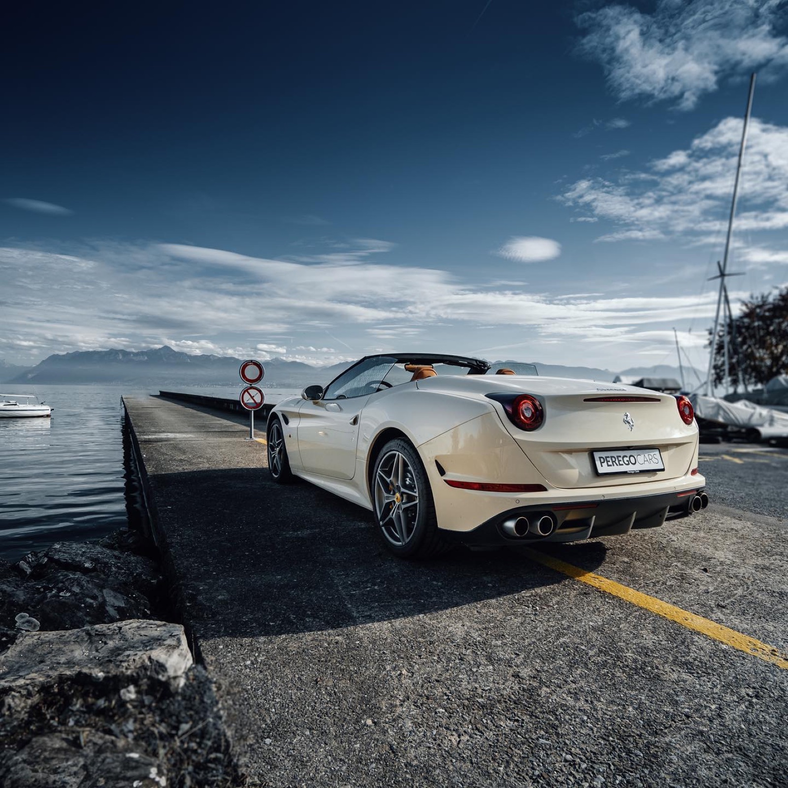Ferrari California T