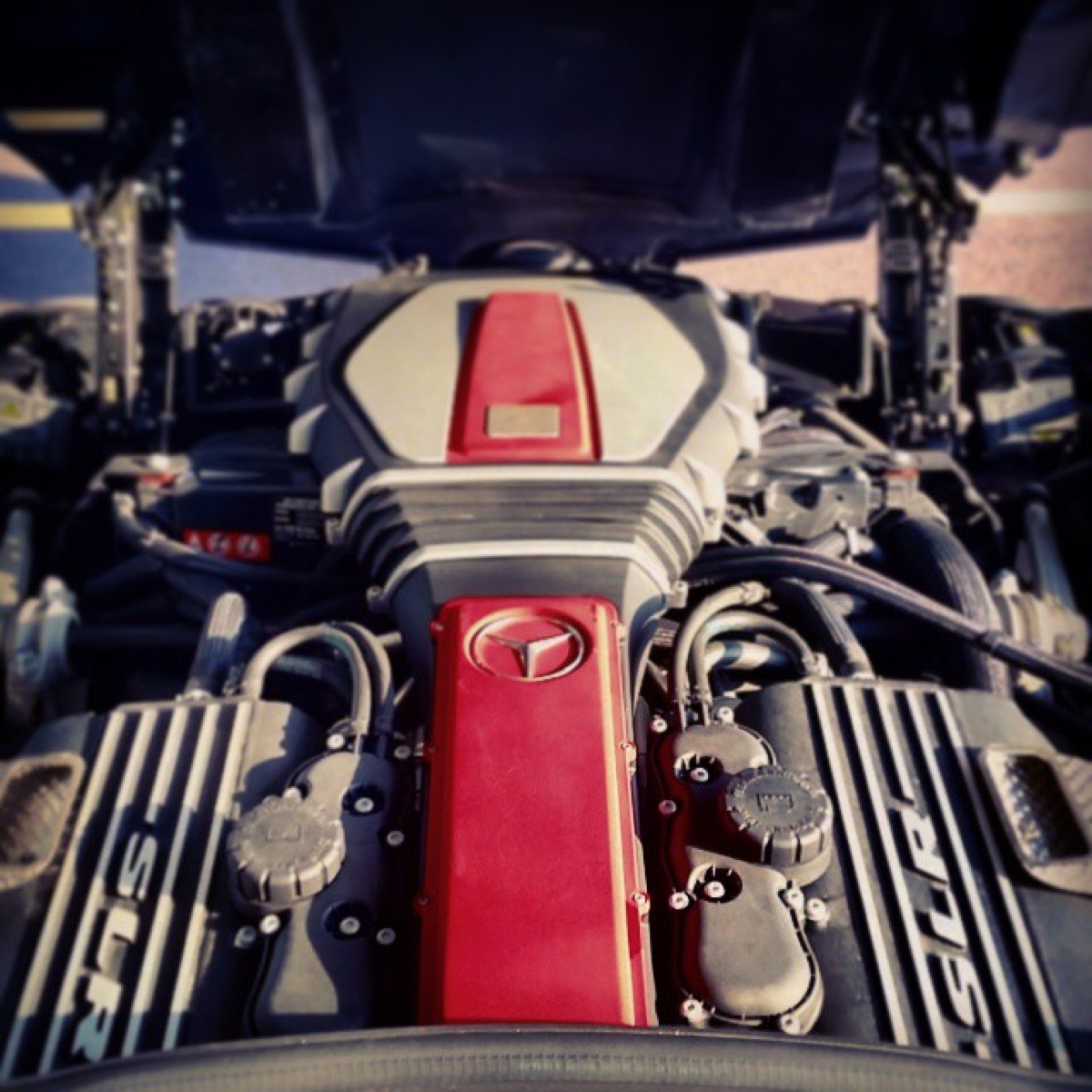 Mercedes SLR 722S engine