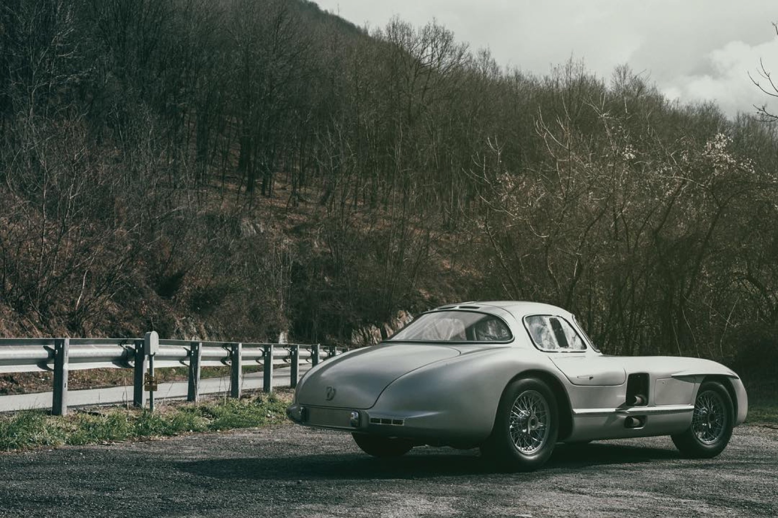 Réplique de Mercedes-Benz 300 SLR coupé « Uhlenhaut »