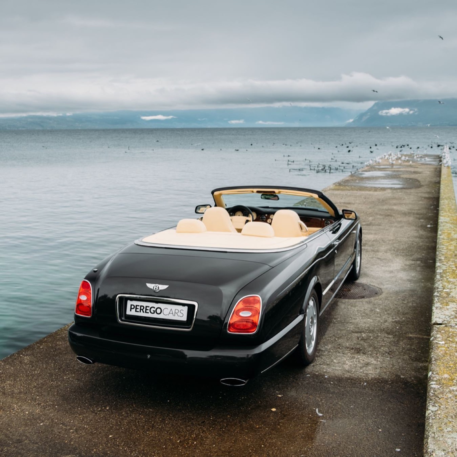 Bentley Azure (2006)