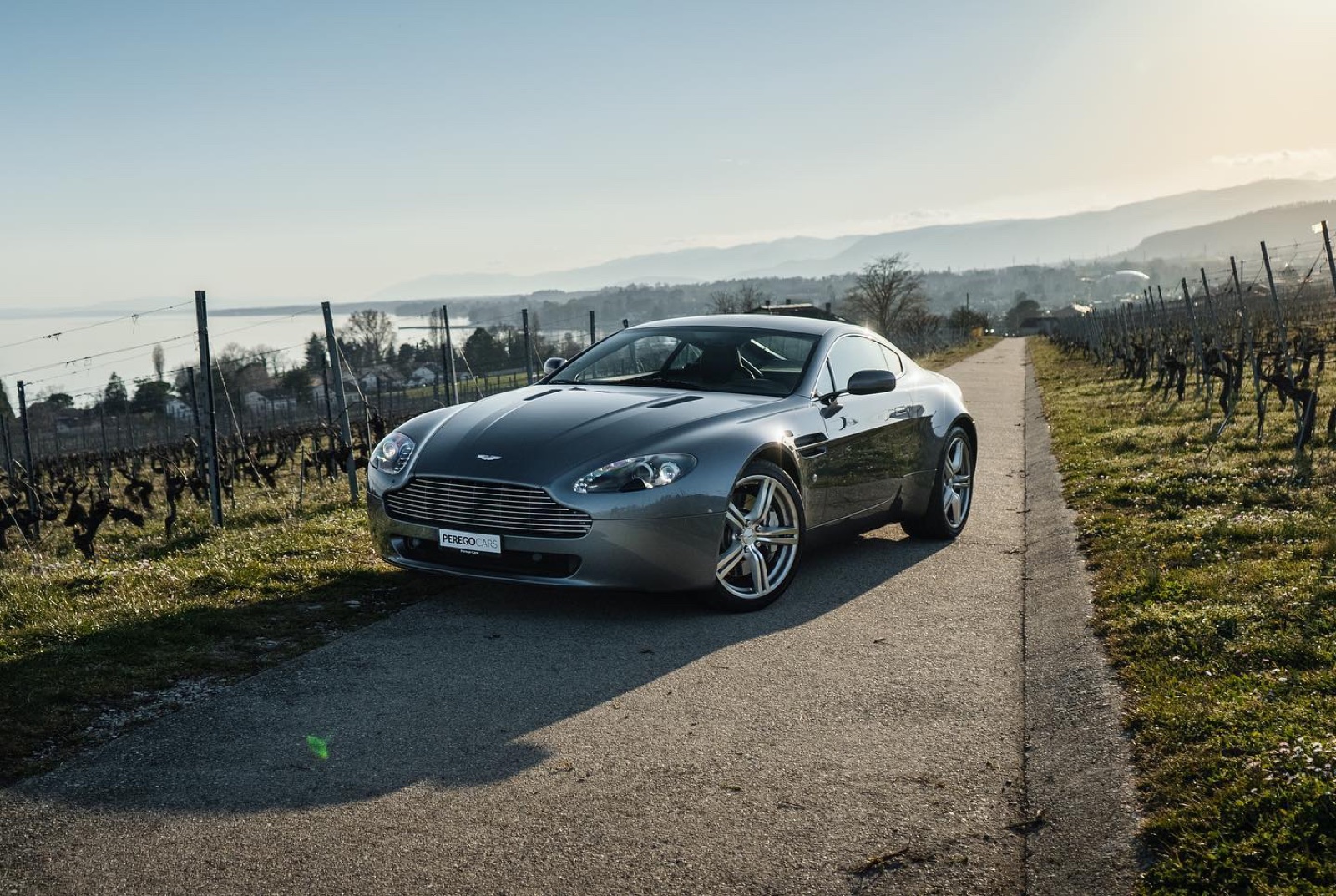 Aston Martin V8 Vantage Coupé