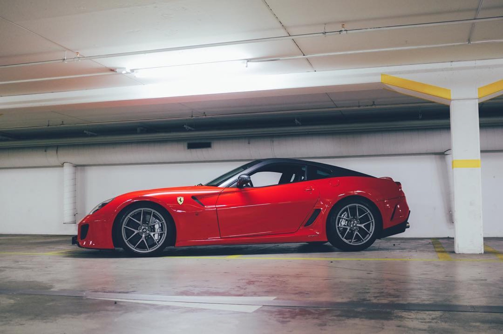 Ferrari 599