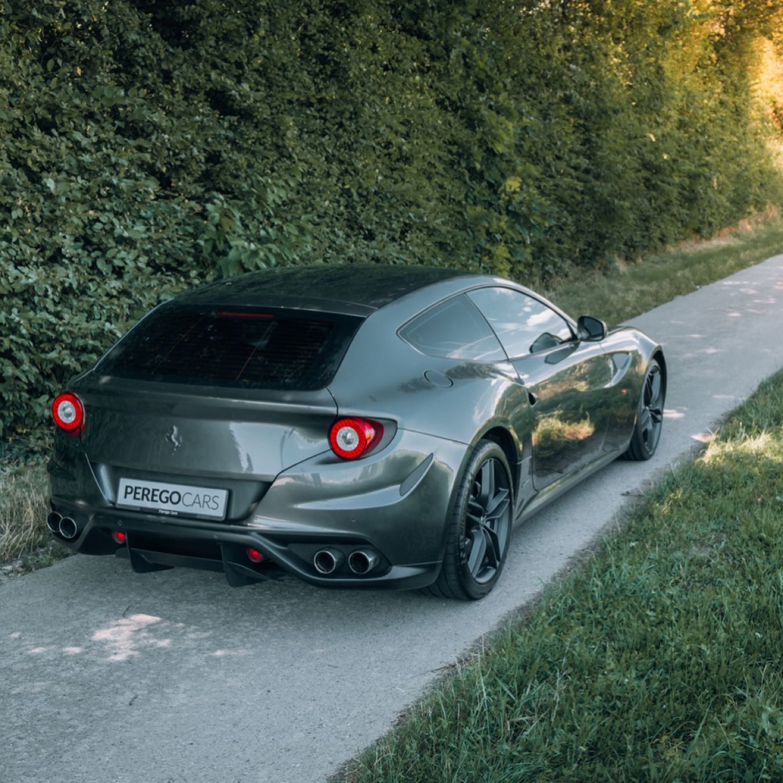 Ferrari FF