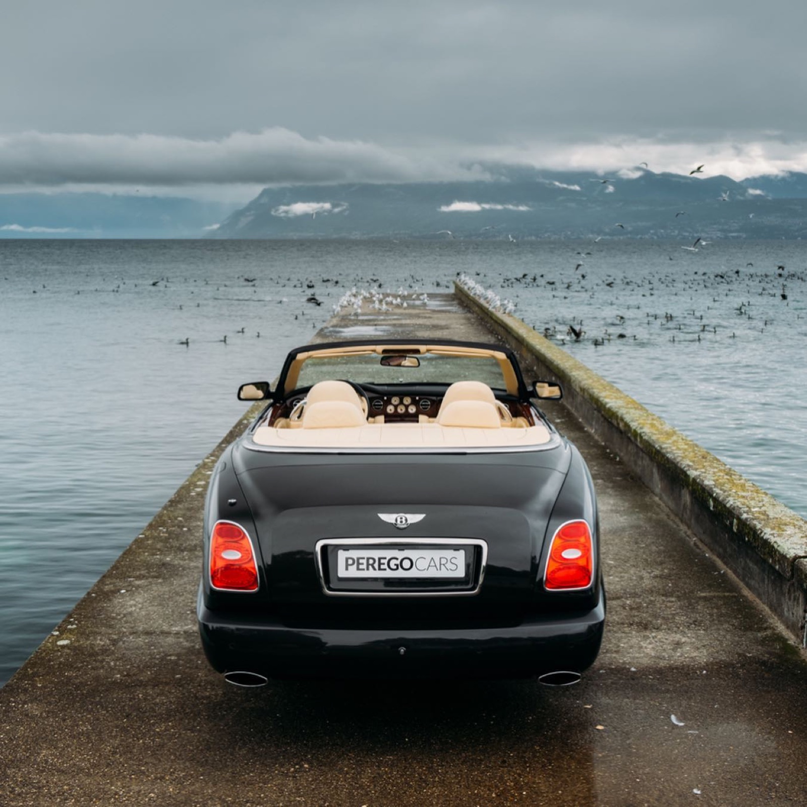 Bentley Azure (2006)