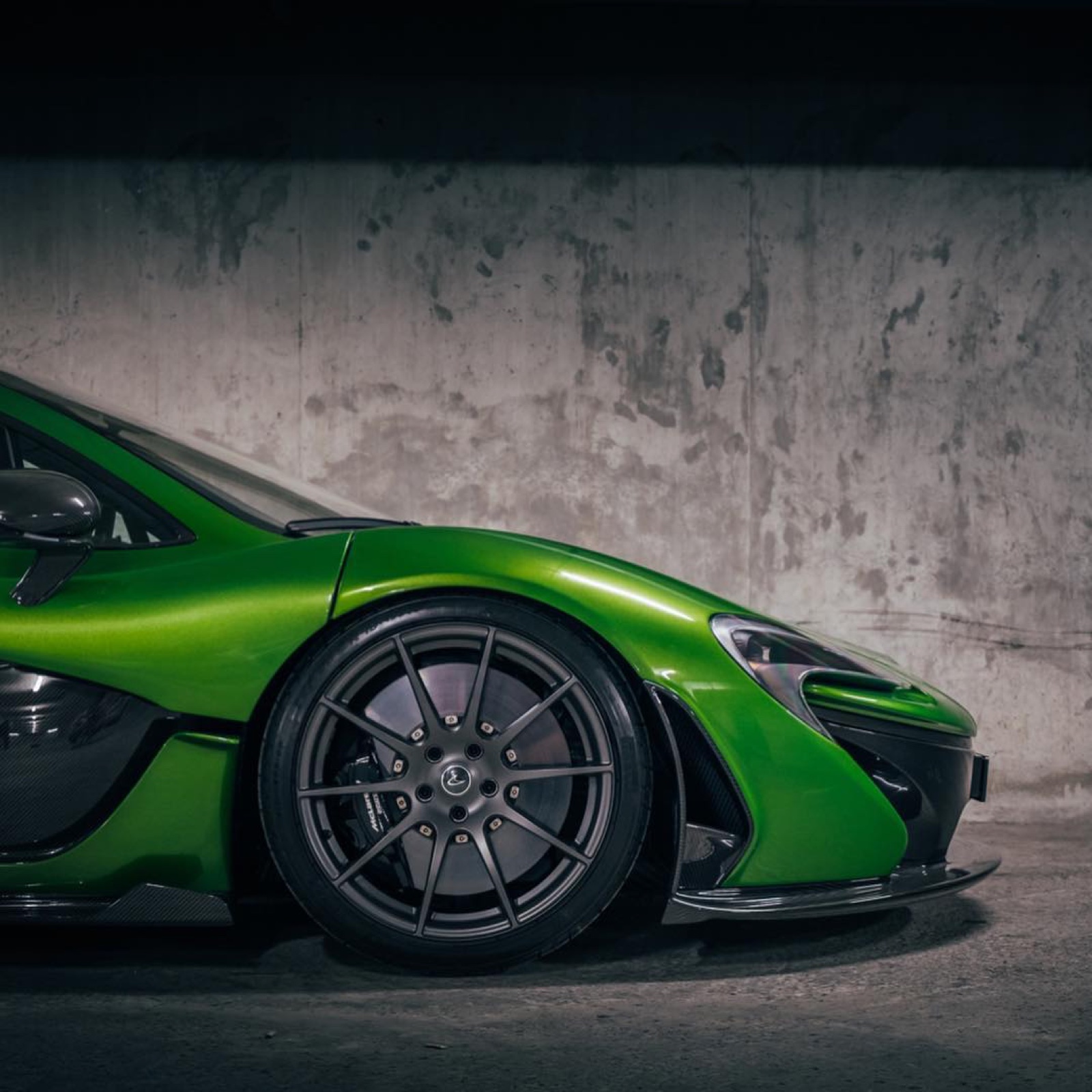 McLaren P1