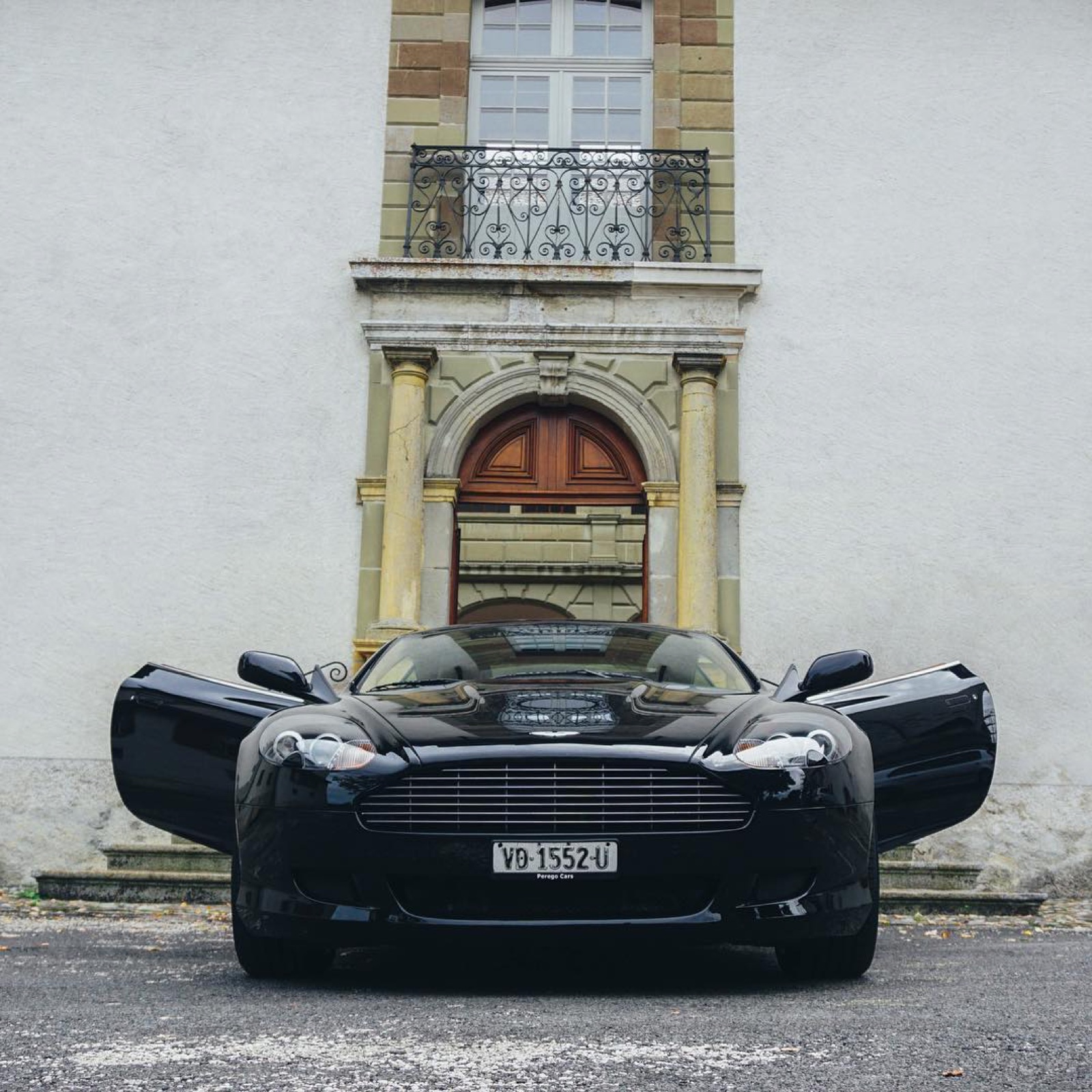 Aston Martin DB9