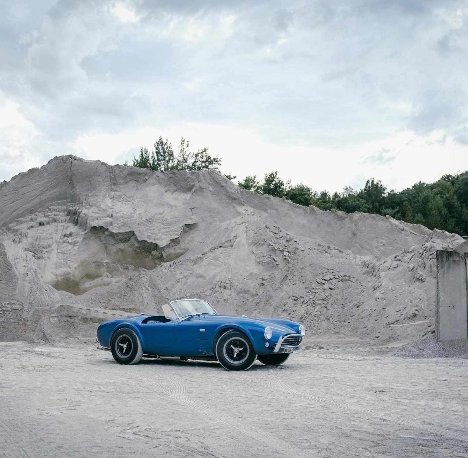 Roadster de type AC Cobra