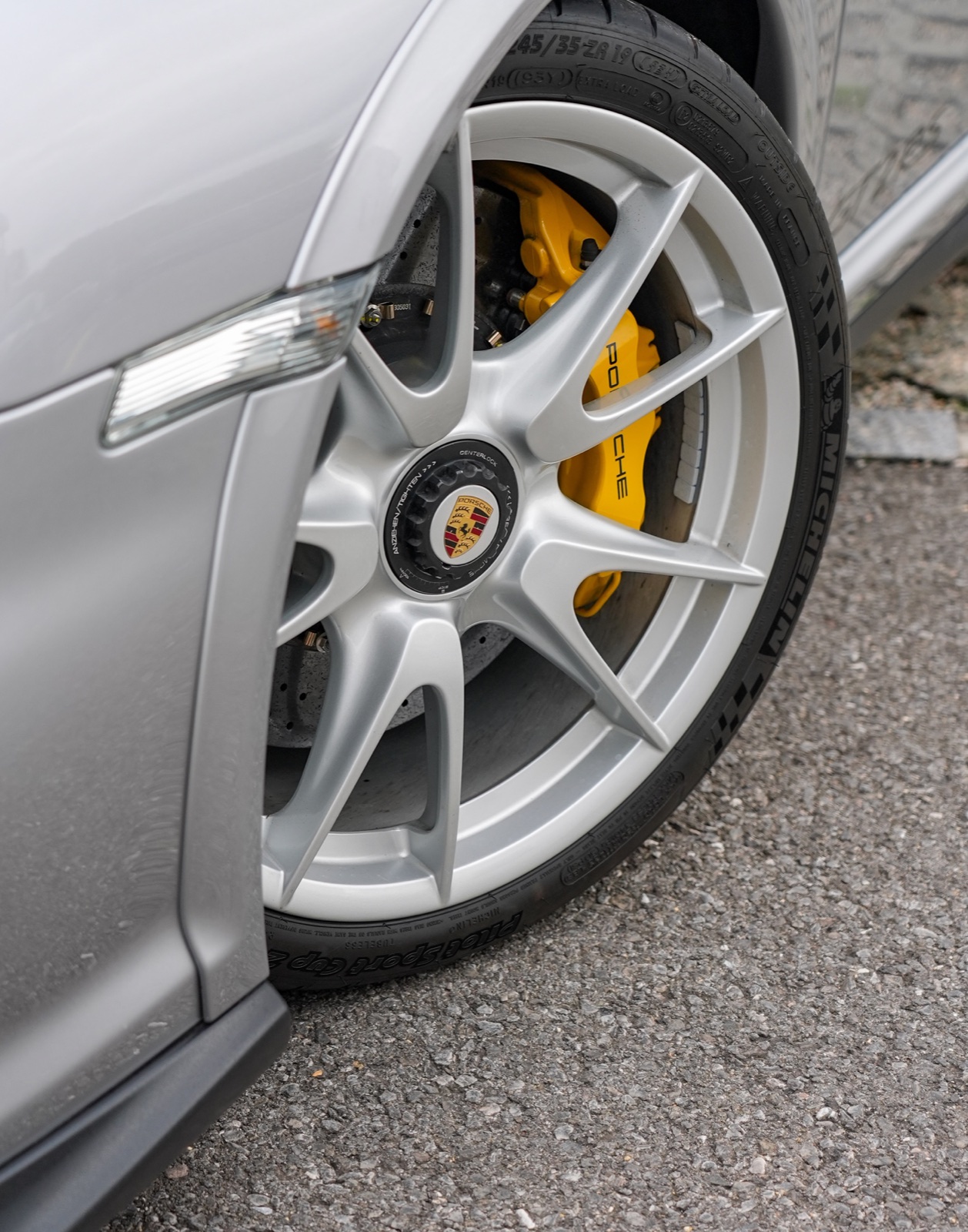 Porsche 911 GT2 RS (997.2)