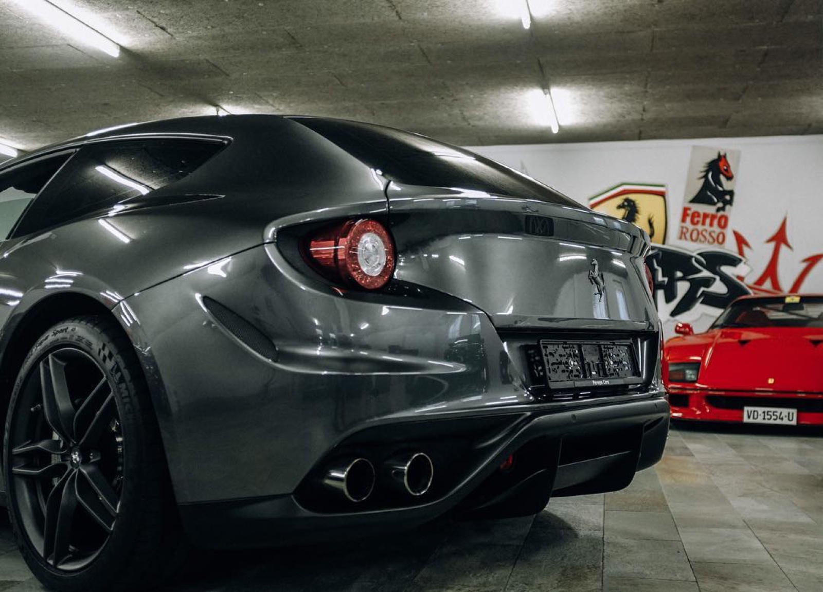 Ferrari FF et Ferrari FF et Ferrari F40