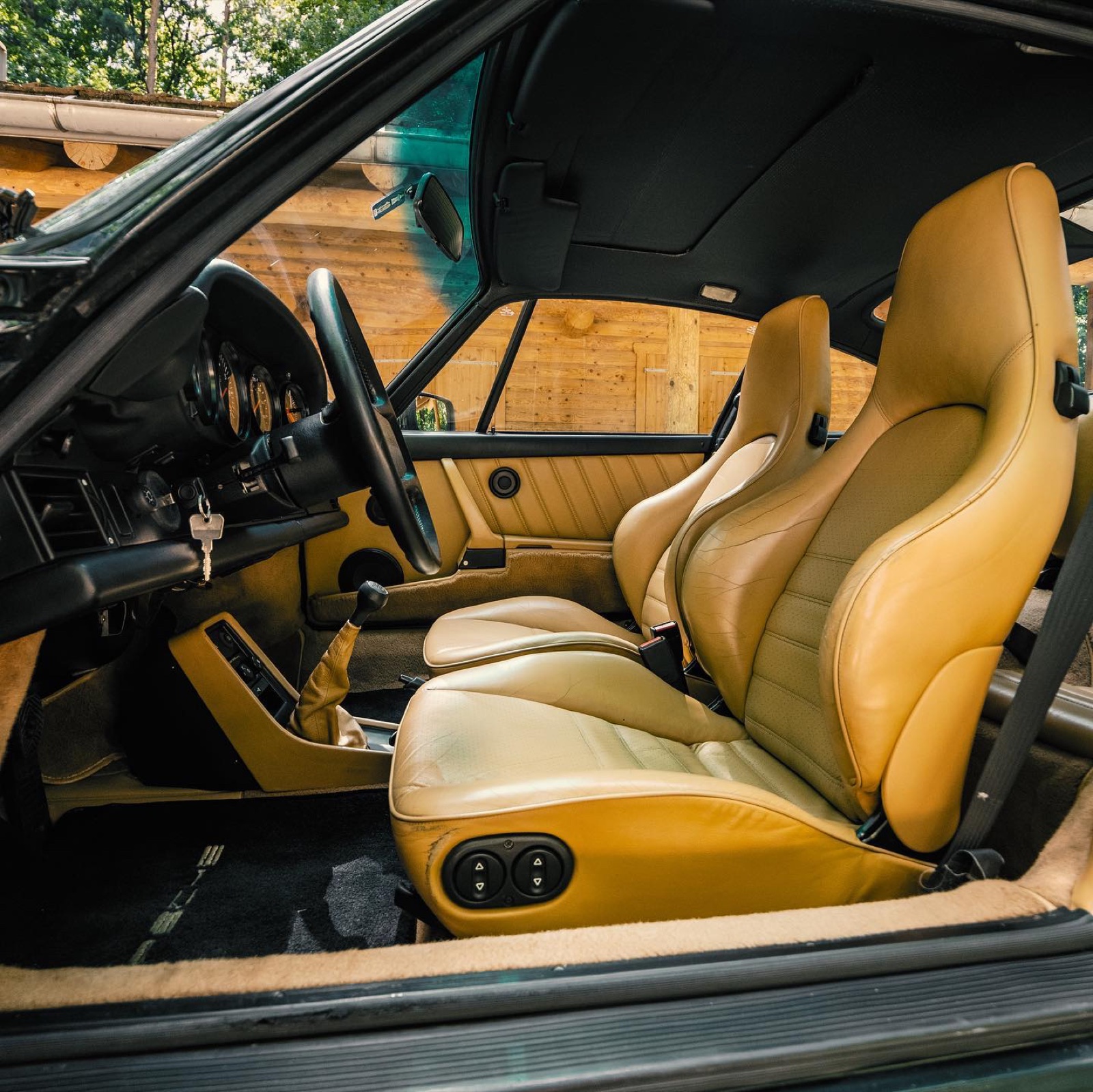 Porsche 911 Turbo 3.3 (930)