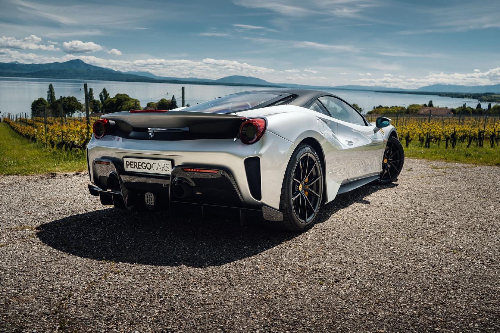 Ferrari 488 Pista