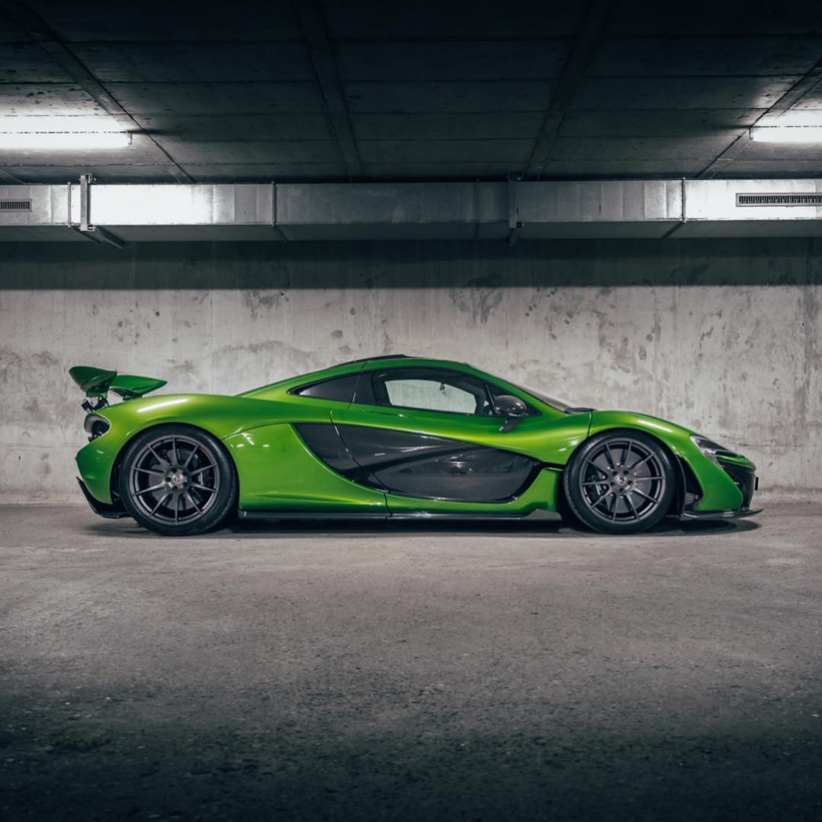 McLaren P1