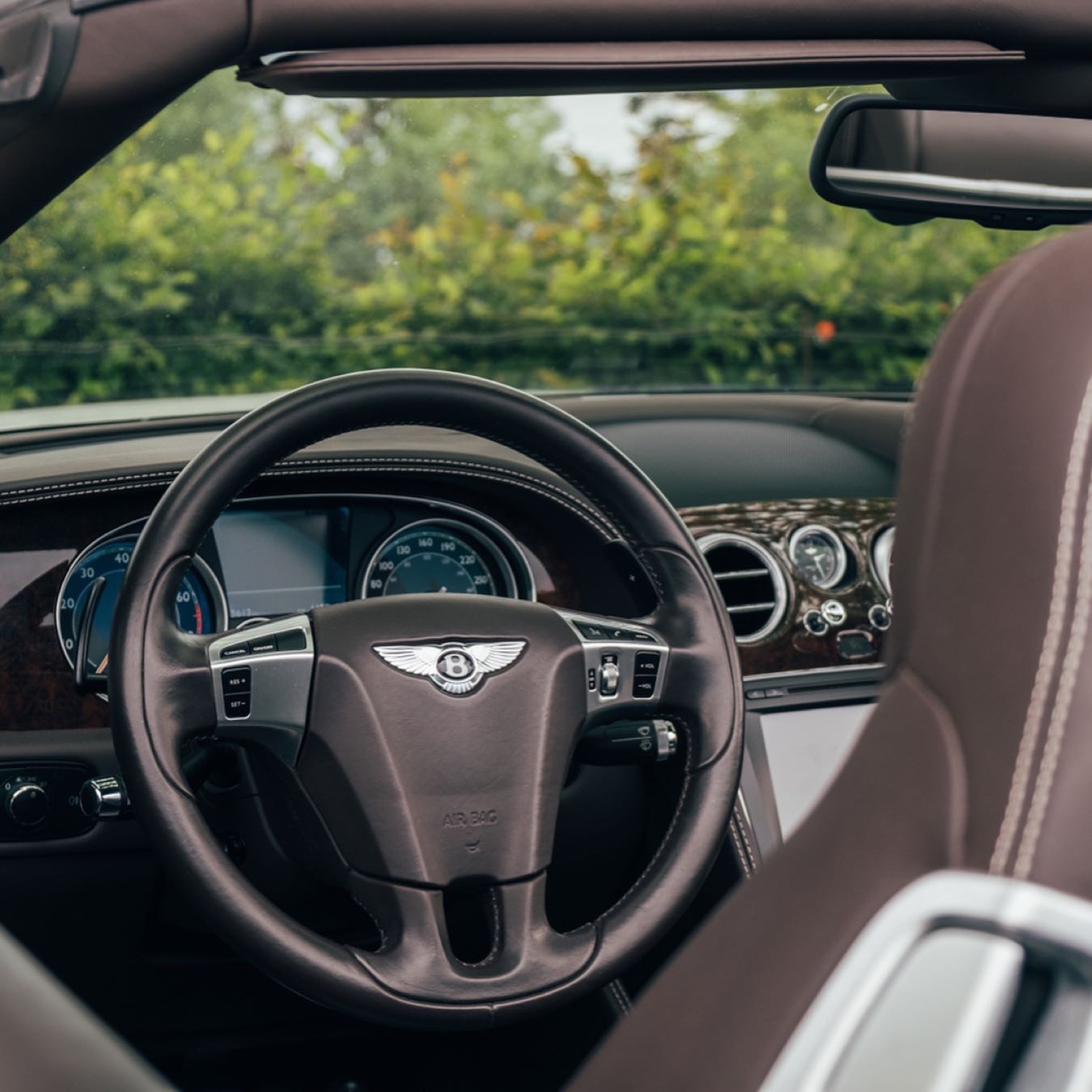 Bentley Continental GTC W12 (2e génération)