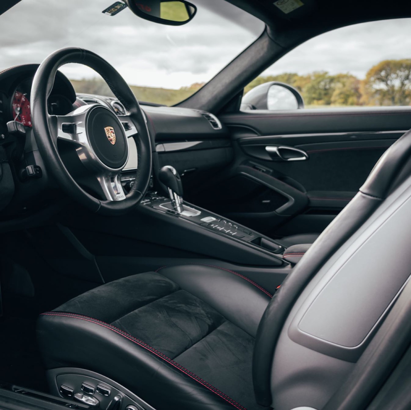 Porsche Cayman GTS (981)