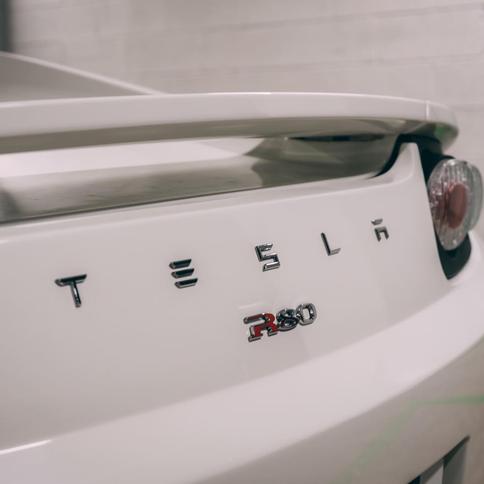Tesla Roadster R80