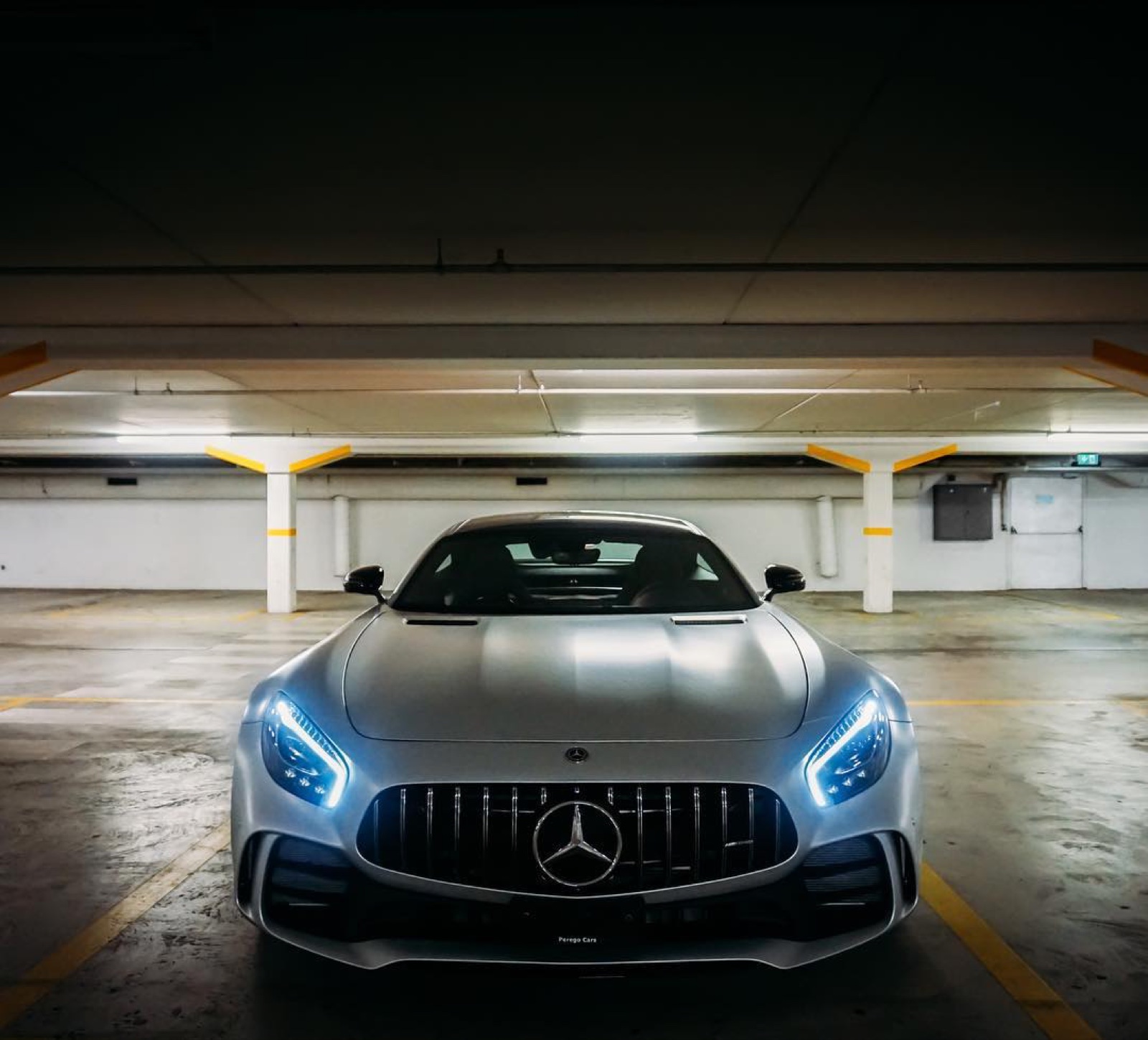 Mercedes-AMG GT R