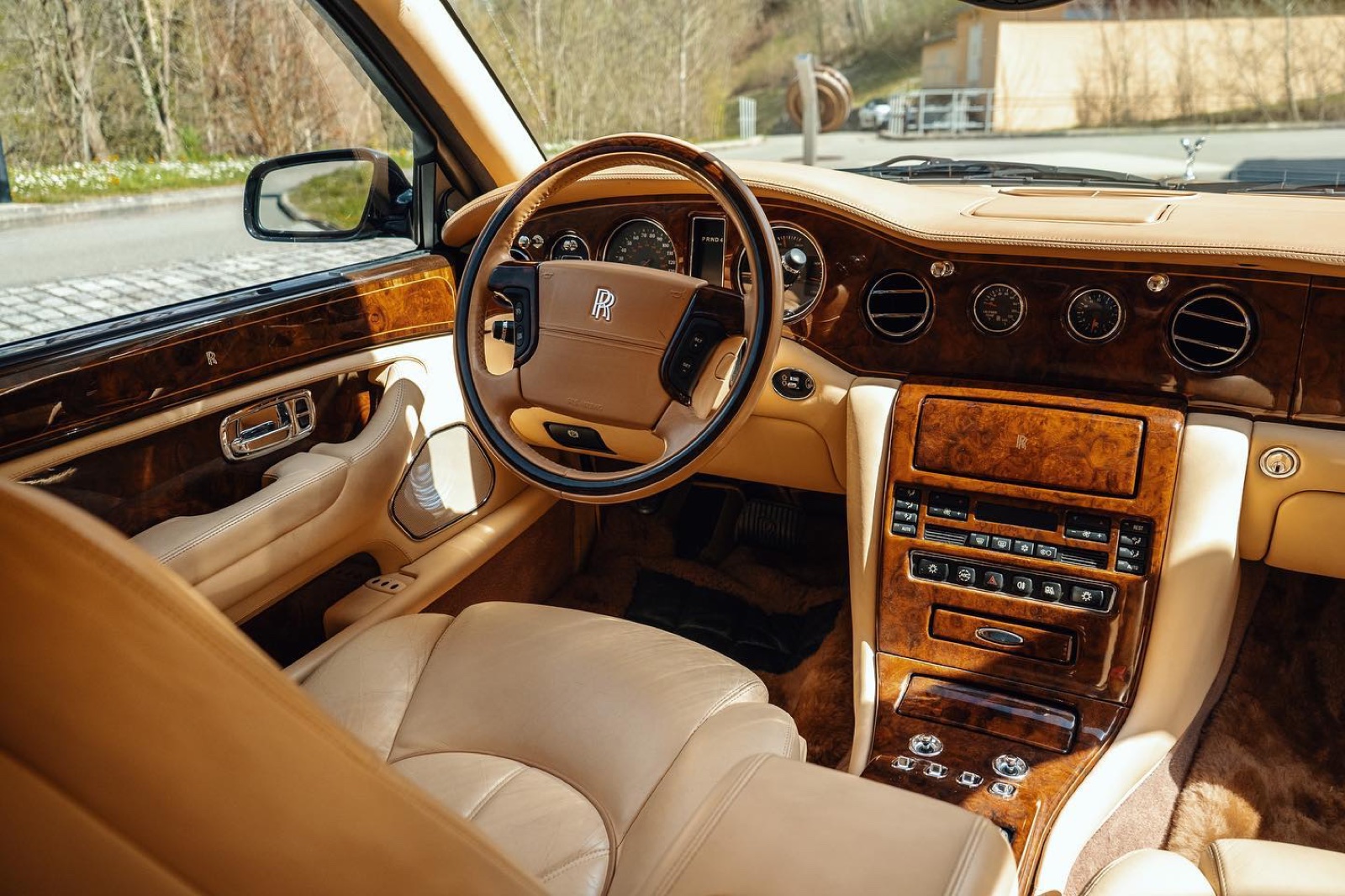 Rolls-Royce Silver Seraph Park Ward (empattement long)