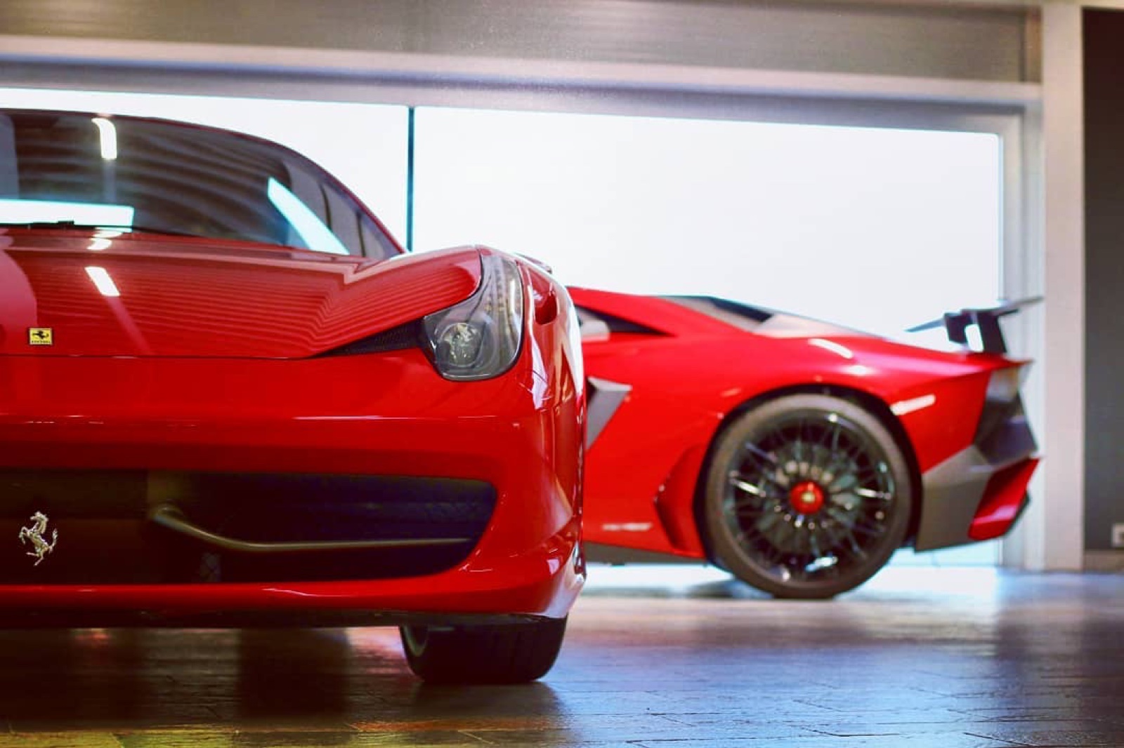 Ferrari 458 Italia et Lamborghini Aventador LP 750-4 SuperVeloce