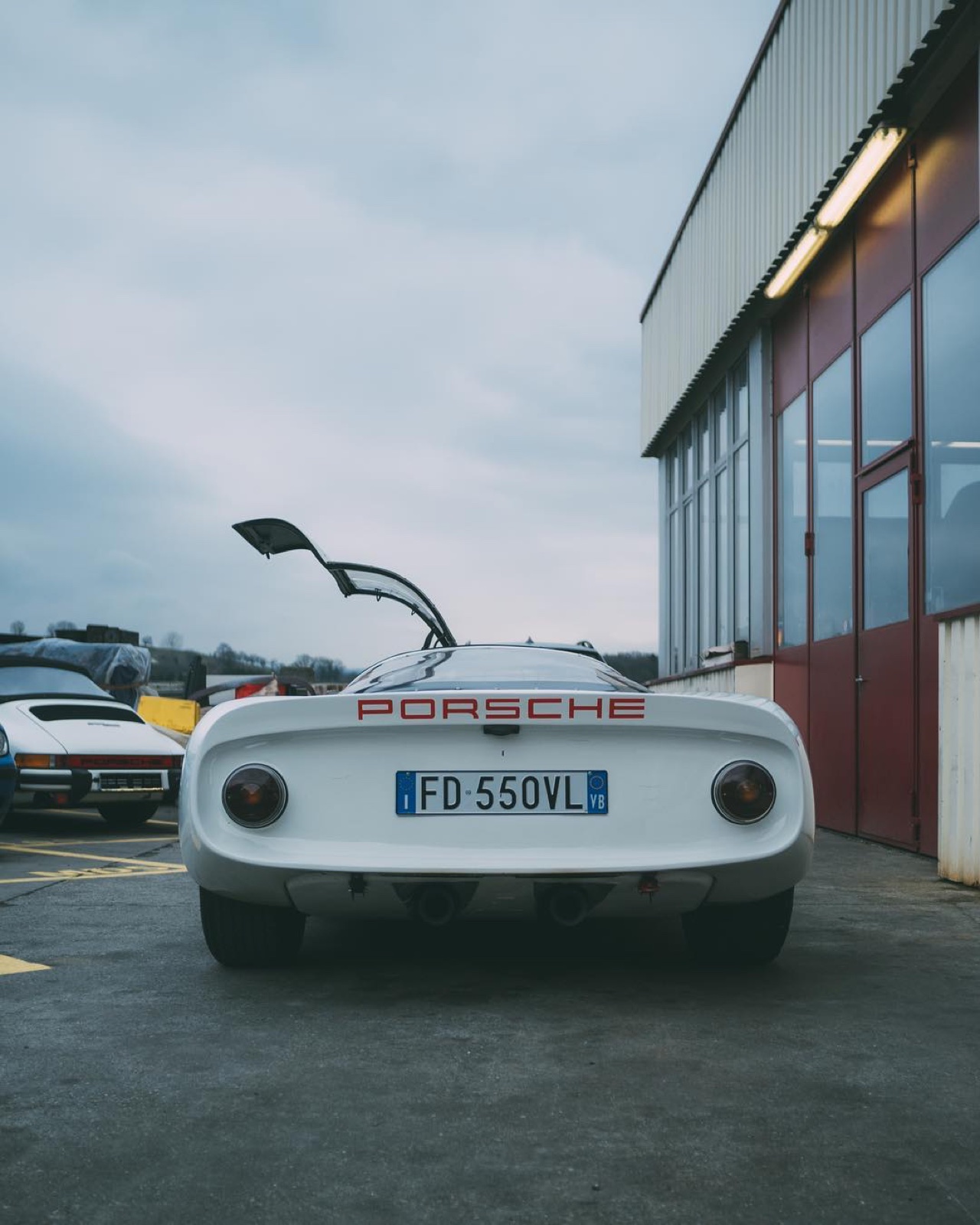 Porsche Carrera 6