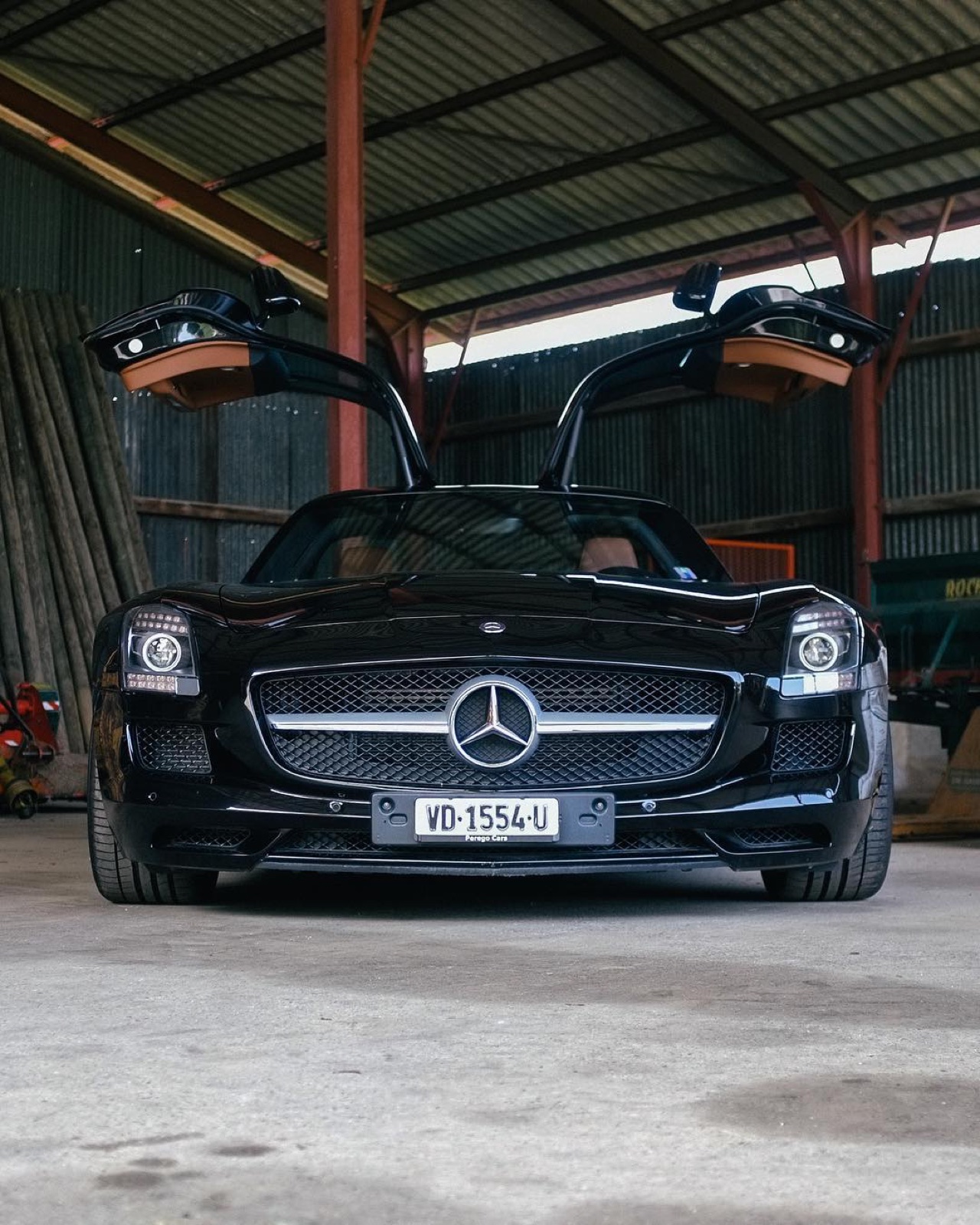 Mercedes-Benz SLS AMG