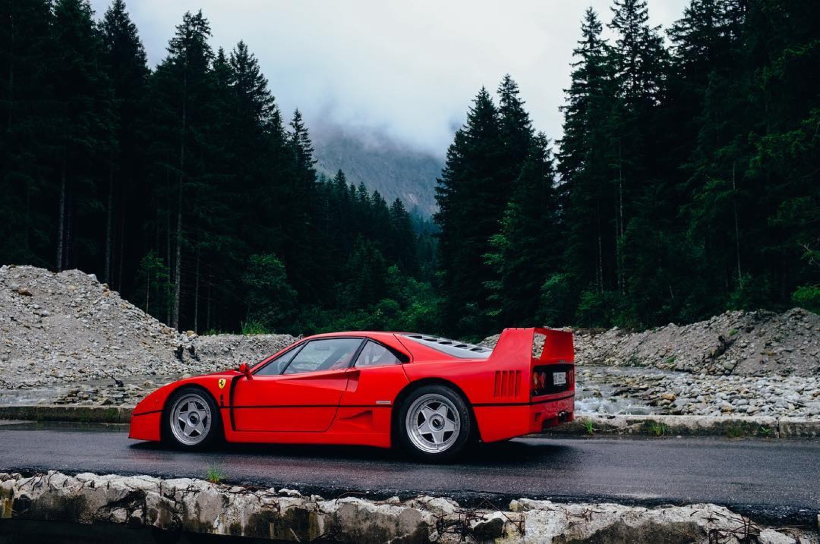 Ferrari F40