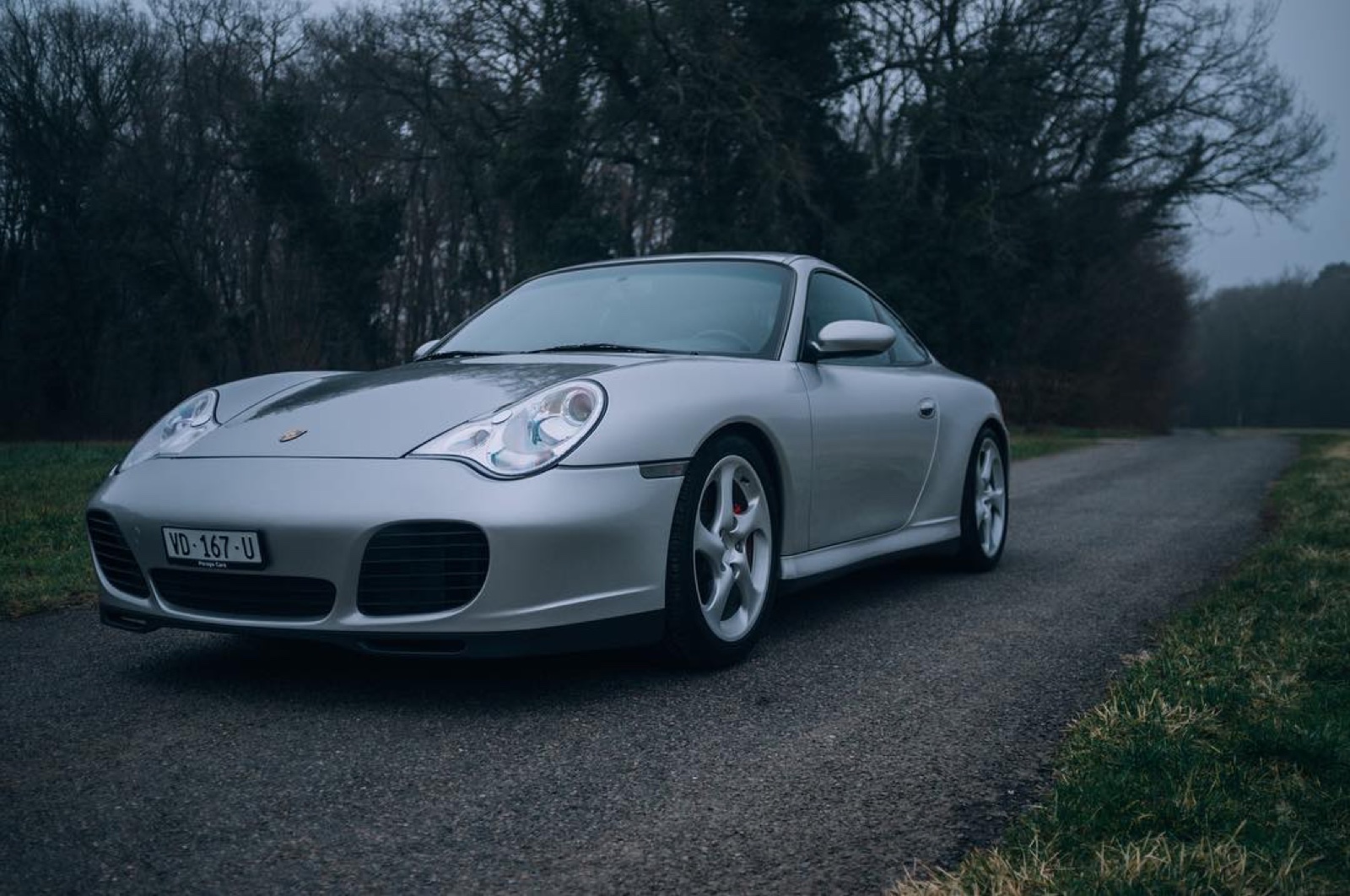 Porsche 911 Carrera 4S (996)