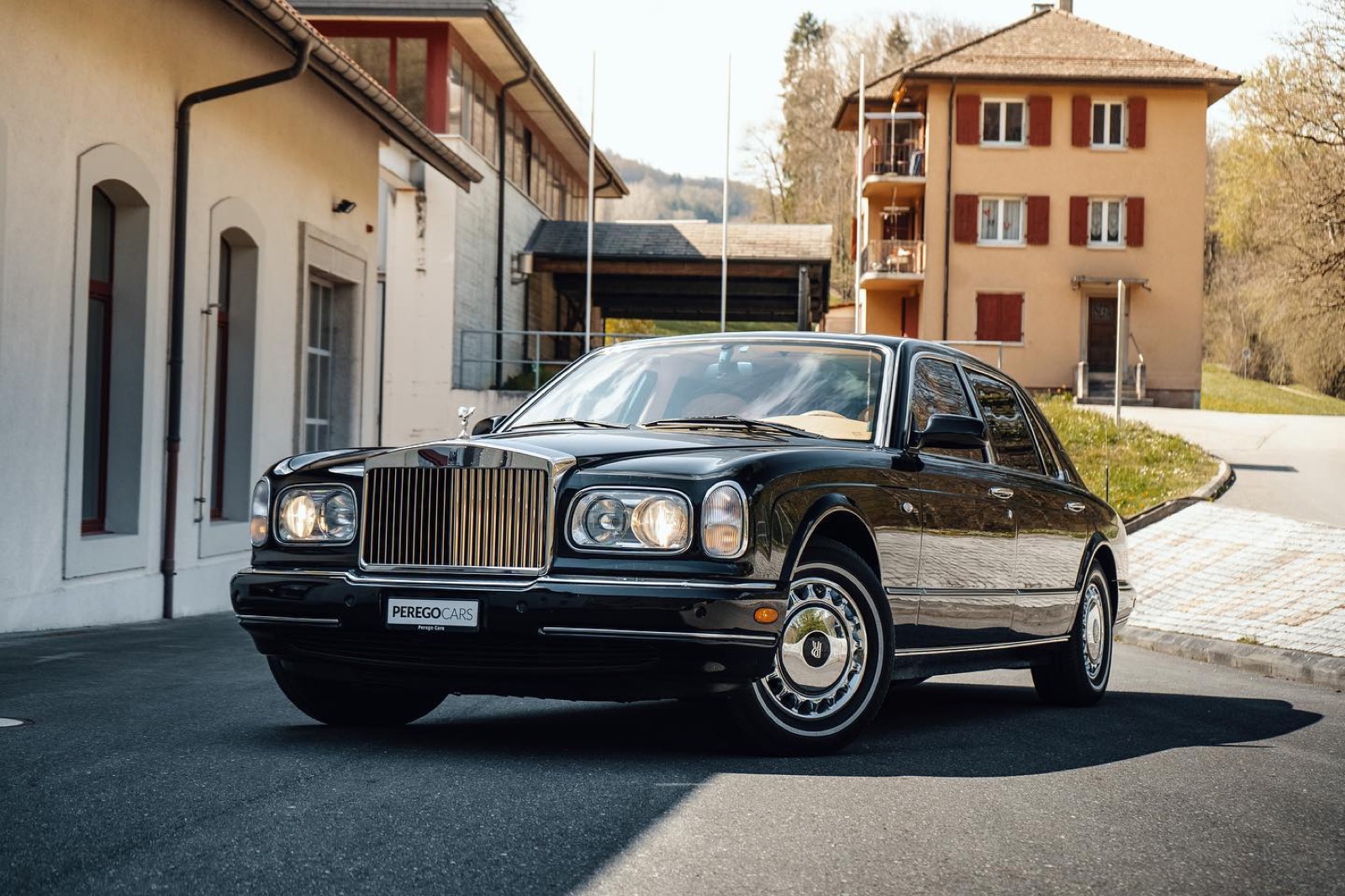 Rolls-Royce Silver Seraph Park Ward (empattement long)