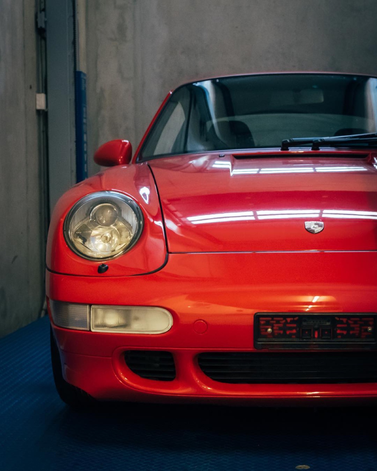 Porsche 911 Carrera (993)