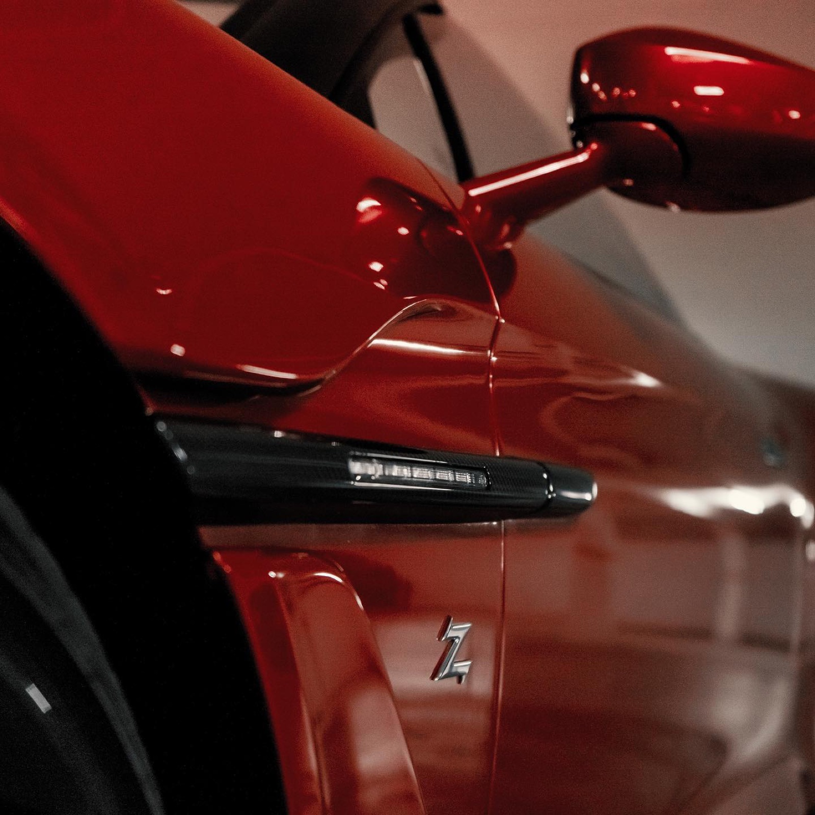 Aston Martin Vanquish Volante