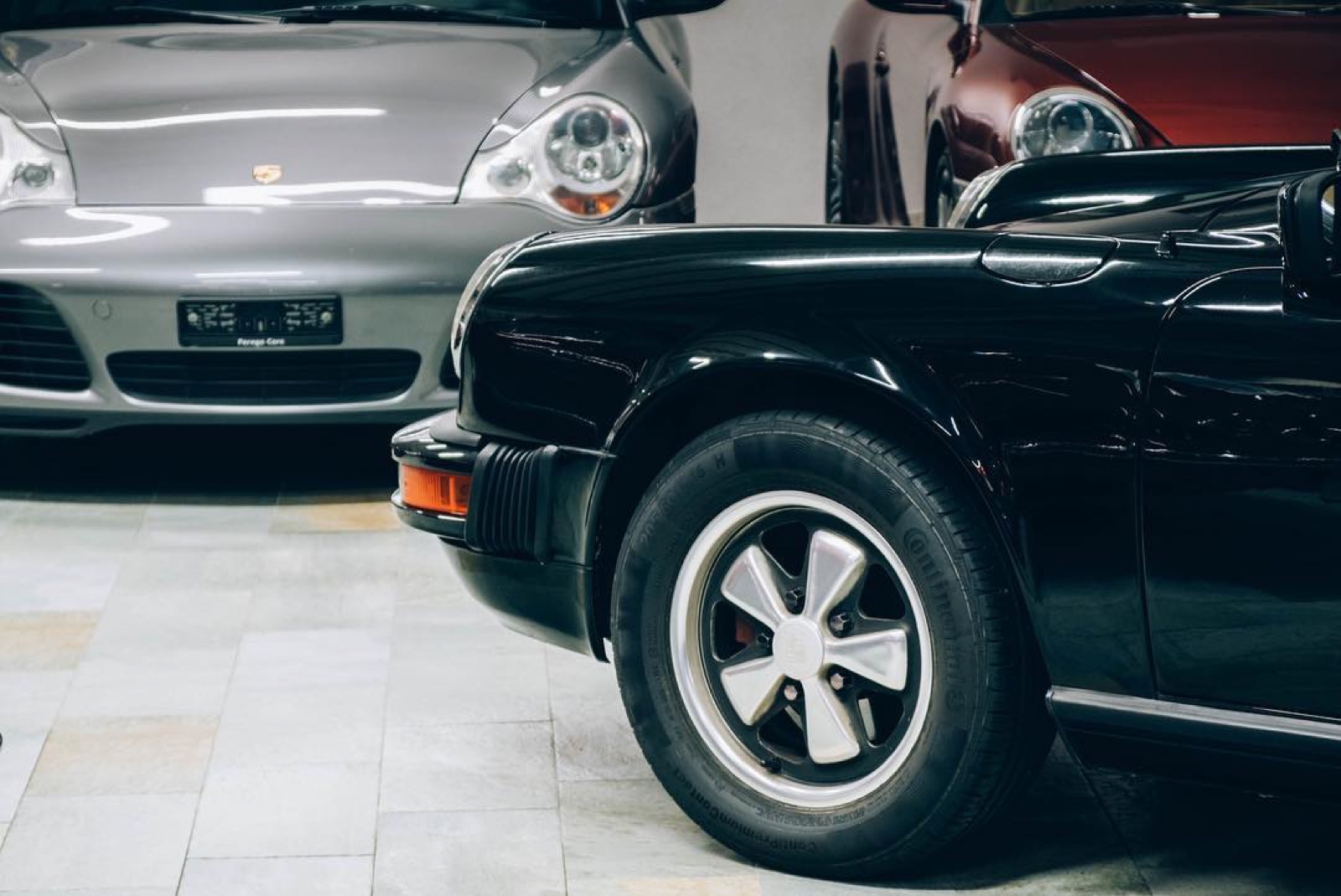 Exposition Porsche chez Perego Cars : Porsche 911 GT2 RS, 911 GT3 RS et 911 classiques