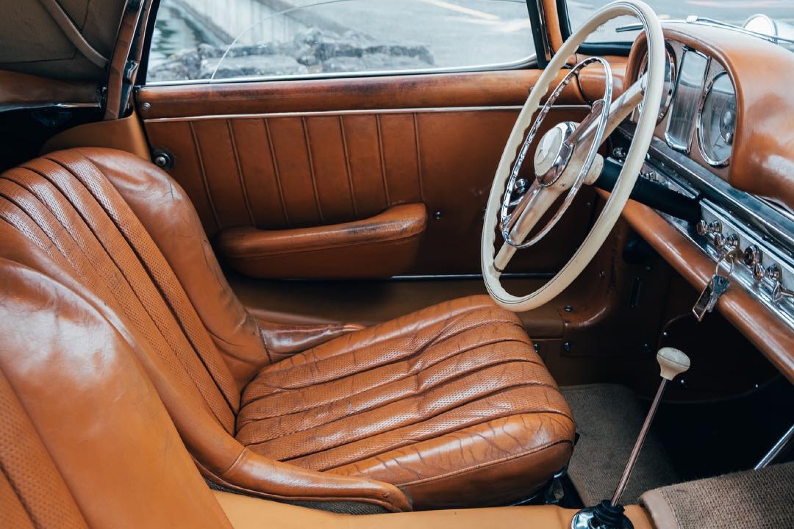 Mercedes-Benz 300 SL Roadster
