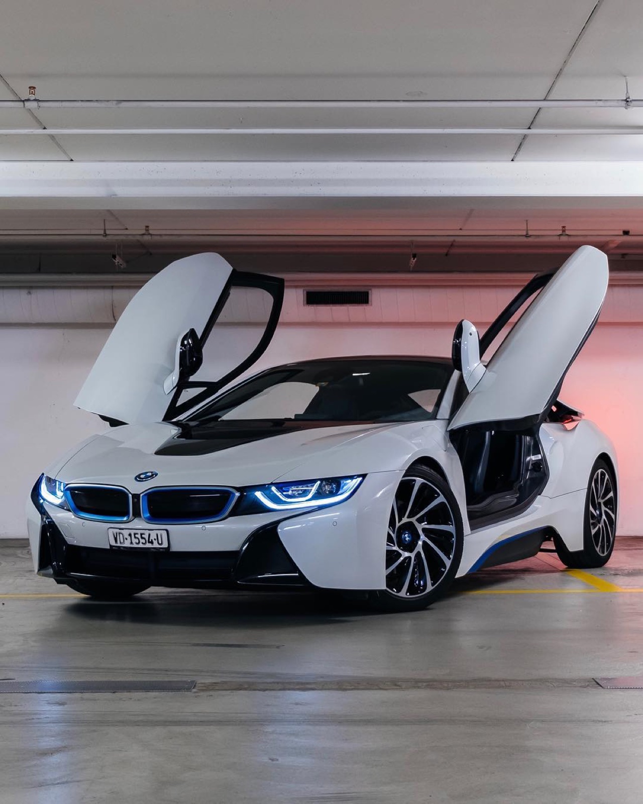 BMW i8