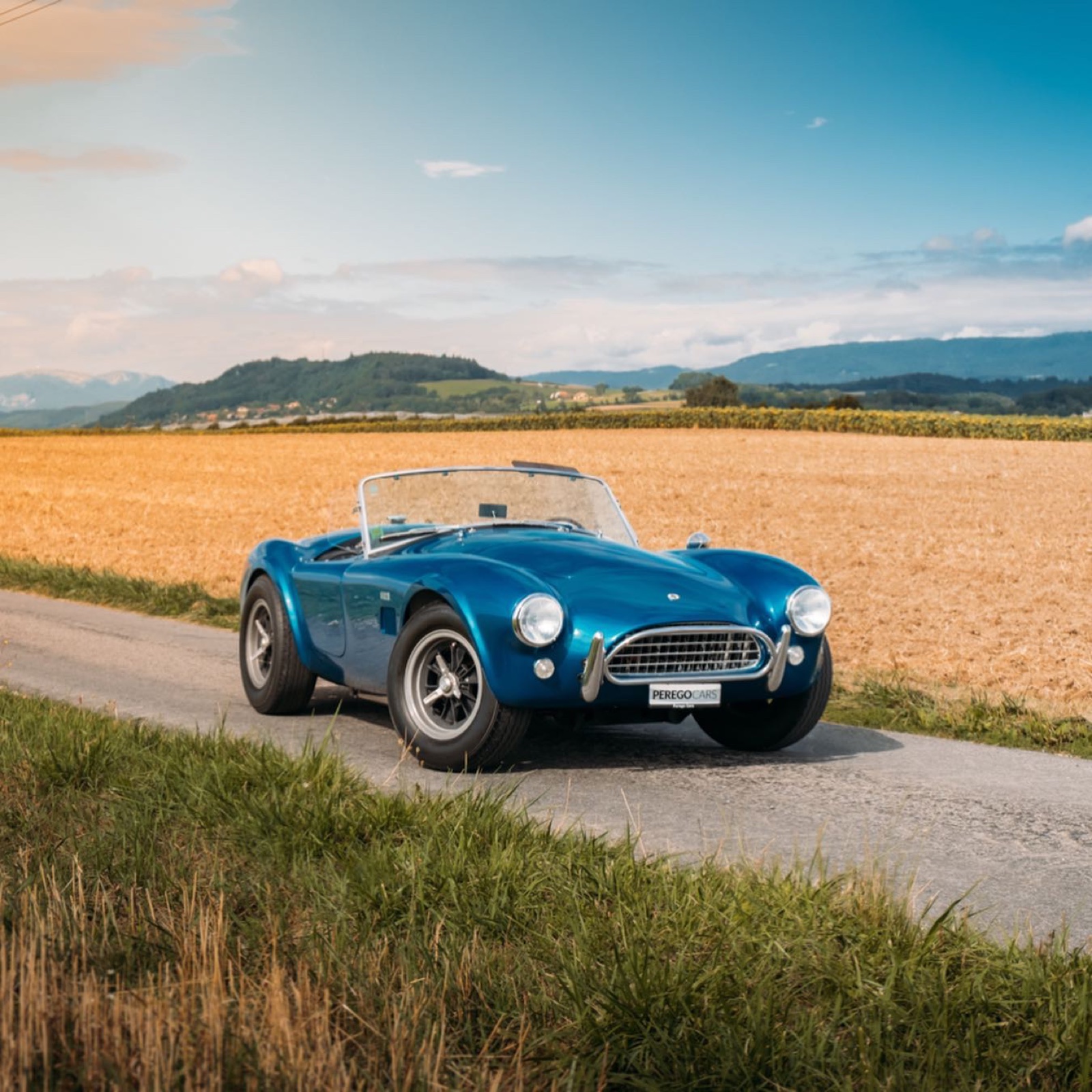 Roadster de type AC Cobra