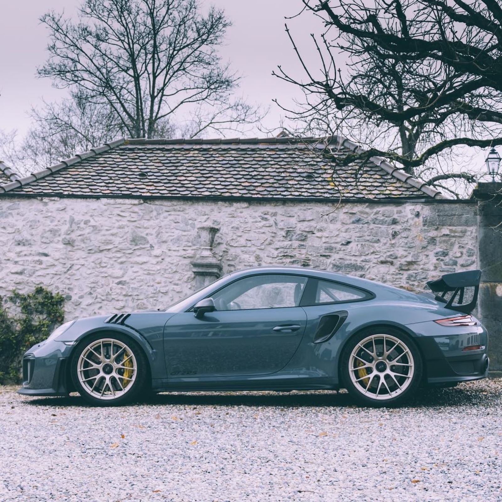 Porsche 911 GT2 RS (991.2) Weissach Package