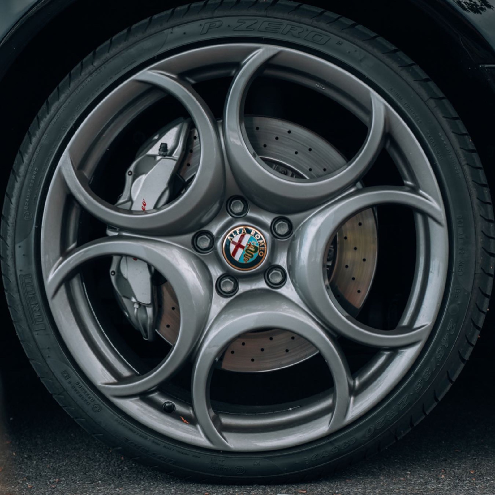 Alfa Romeo 8C