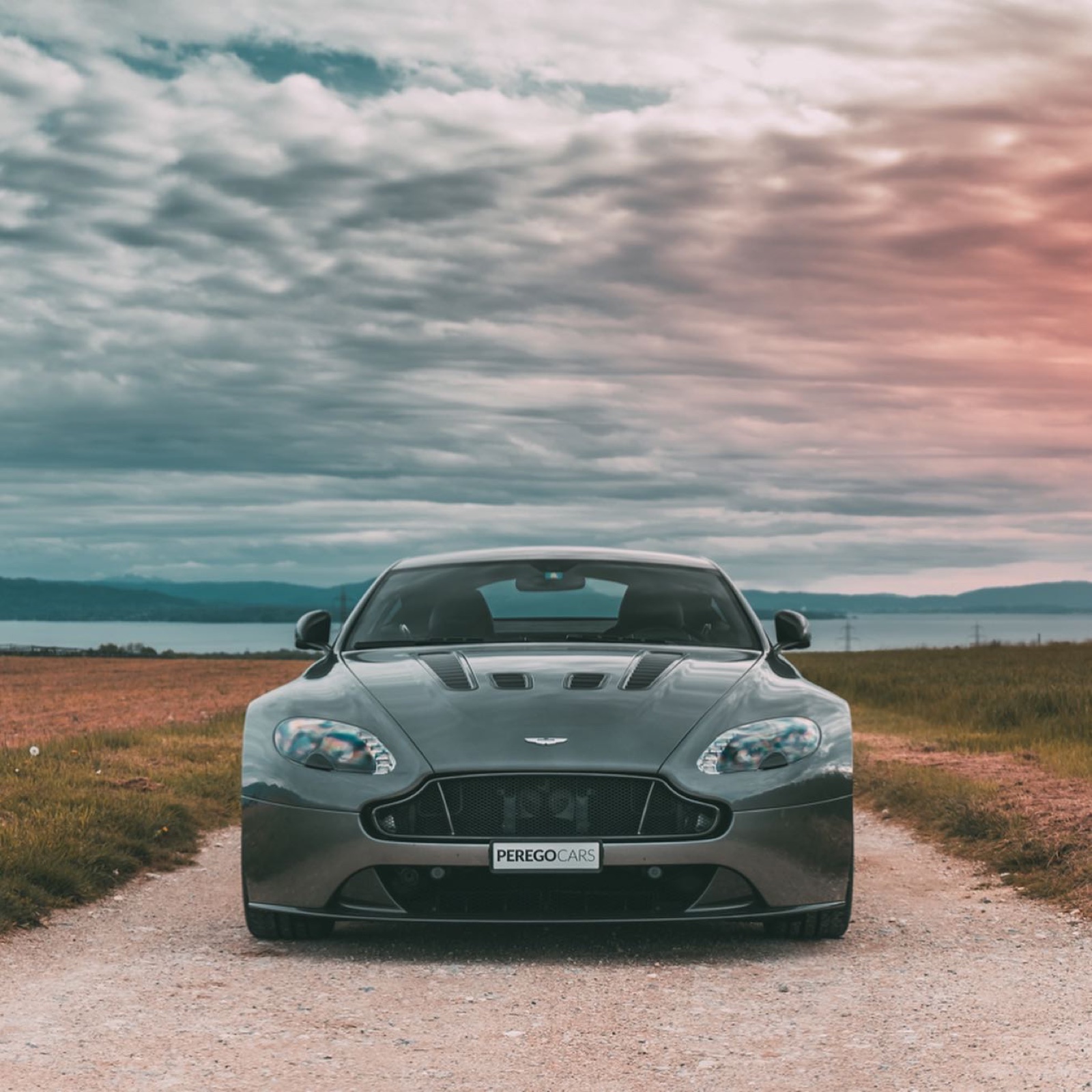 Aston Martin V12 Vantage S