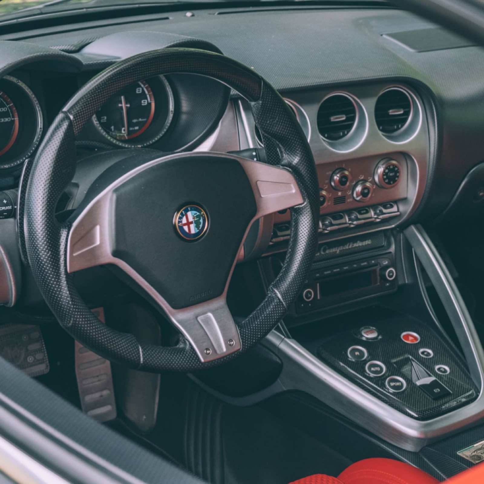 Alfa Romeo 8C