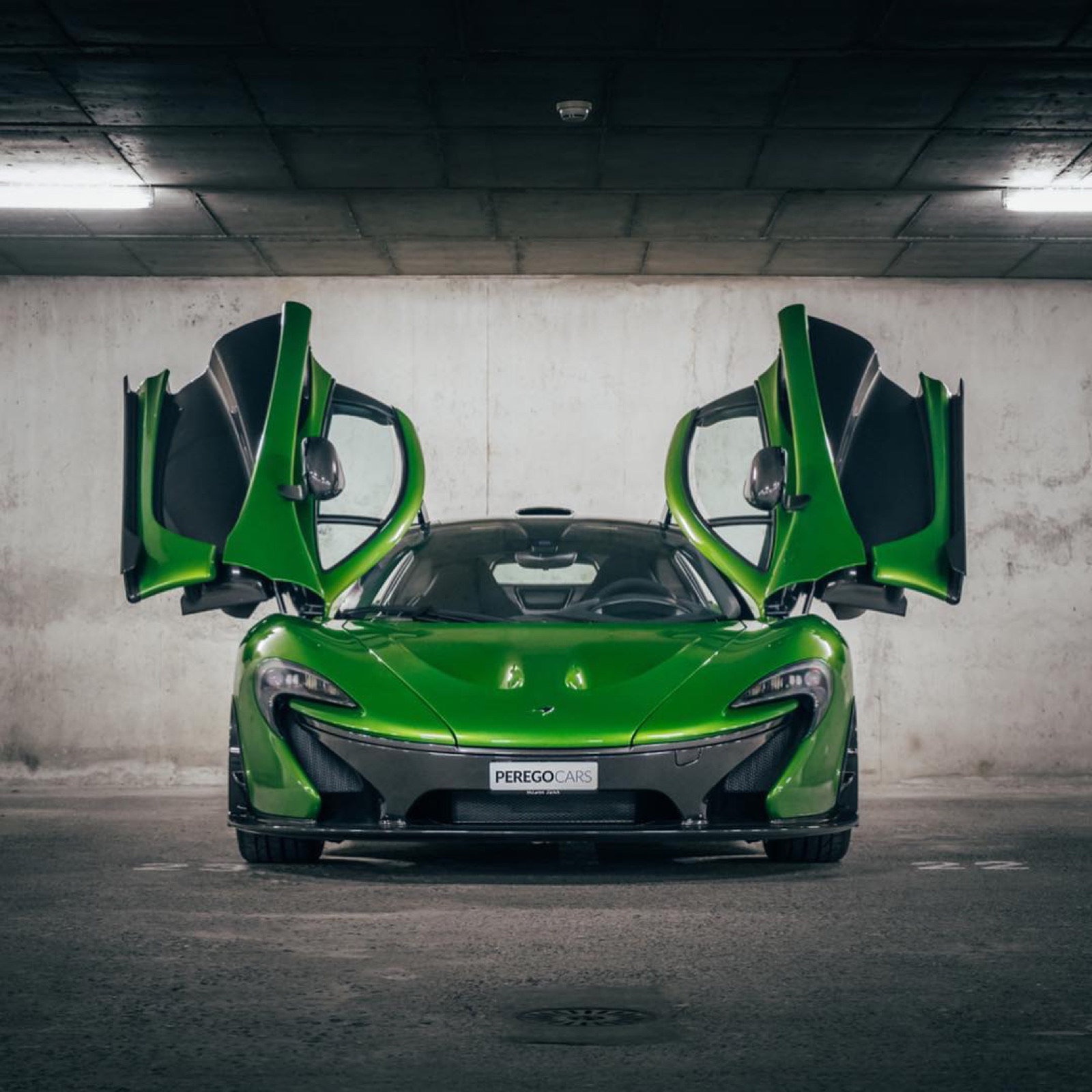 McLaren P1