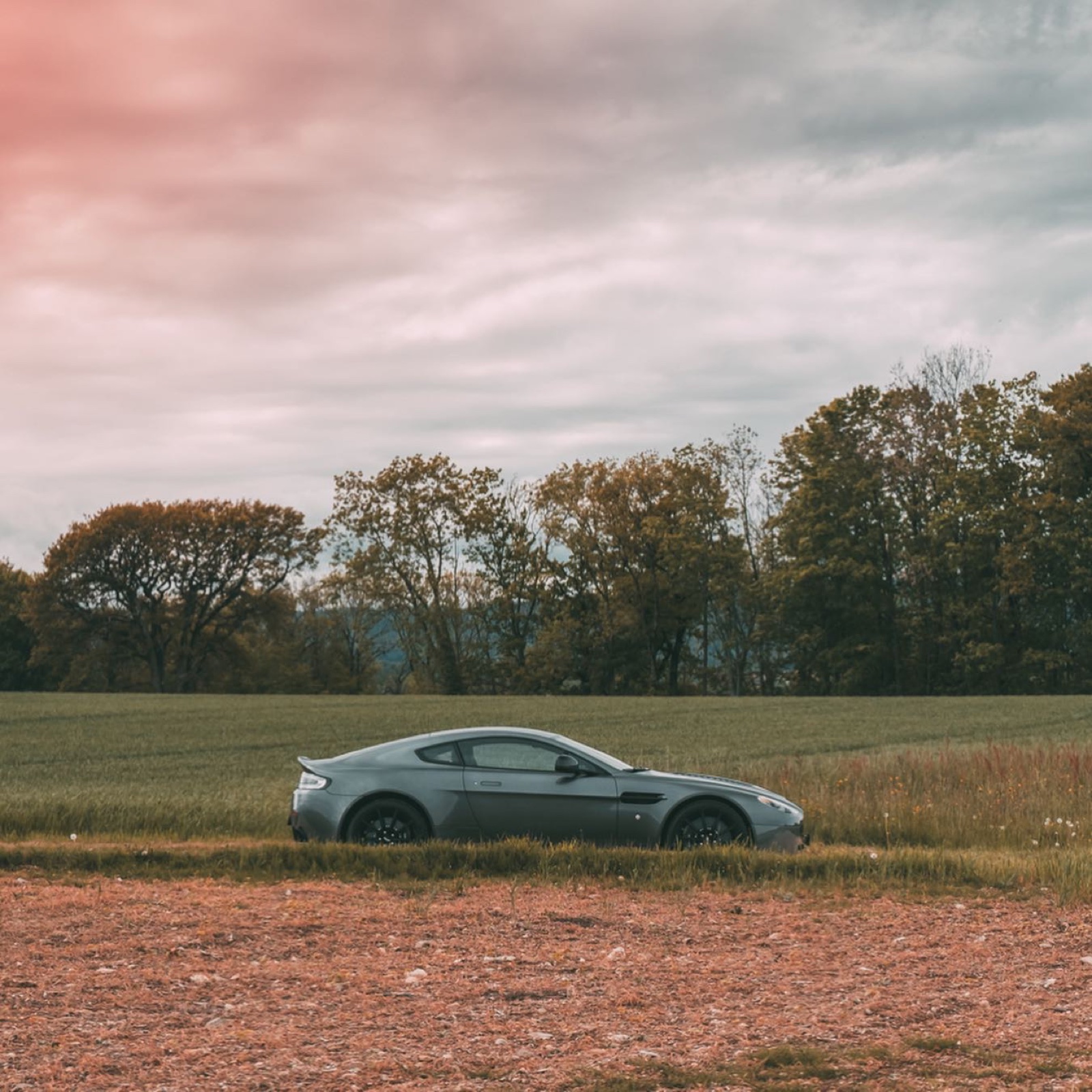 Aston Martin V12 Vantage S