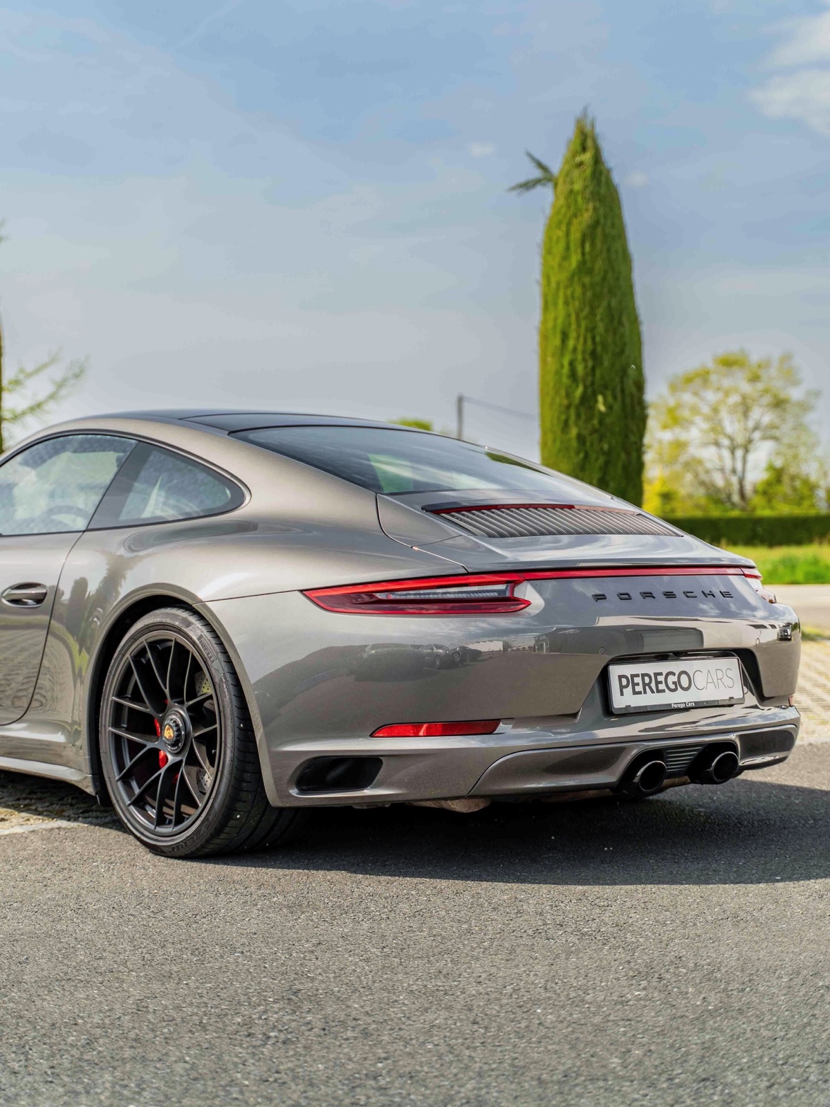Porsche 911 Carrera GTS (991.2)