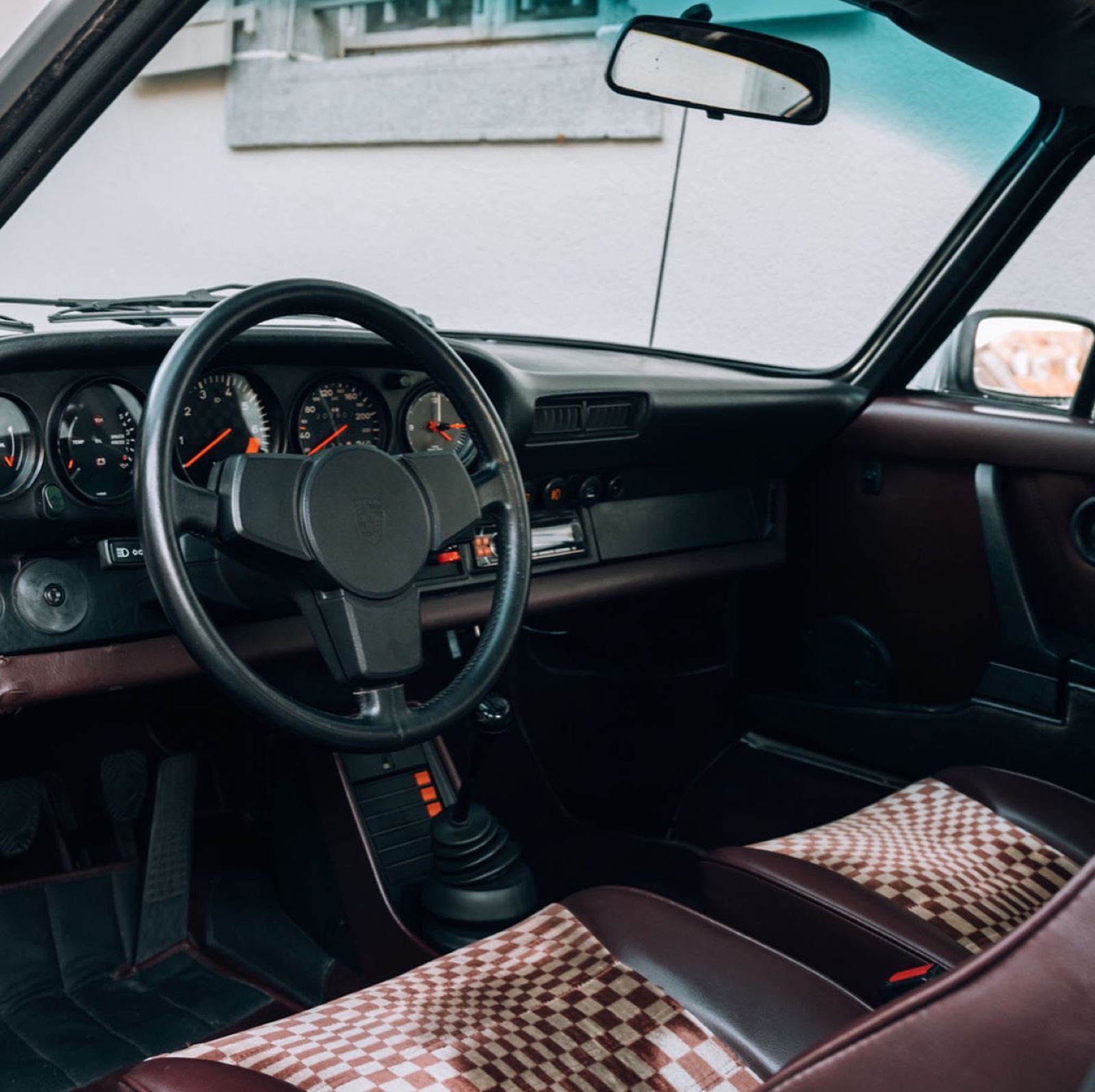 Porsche 911 SC