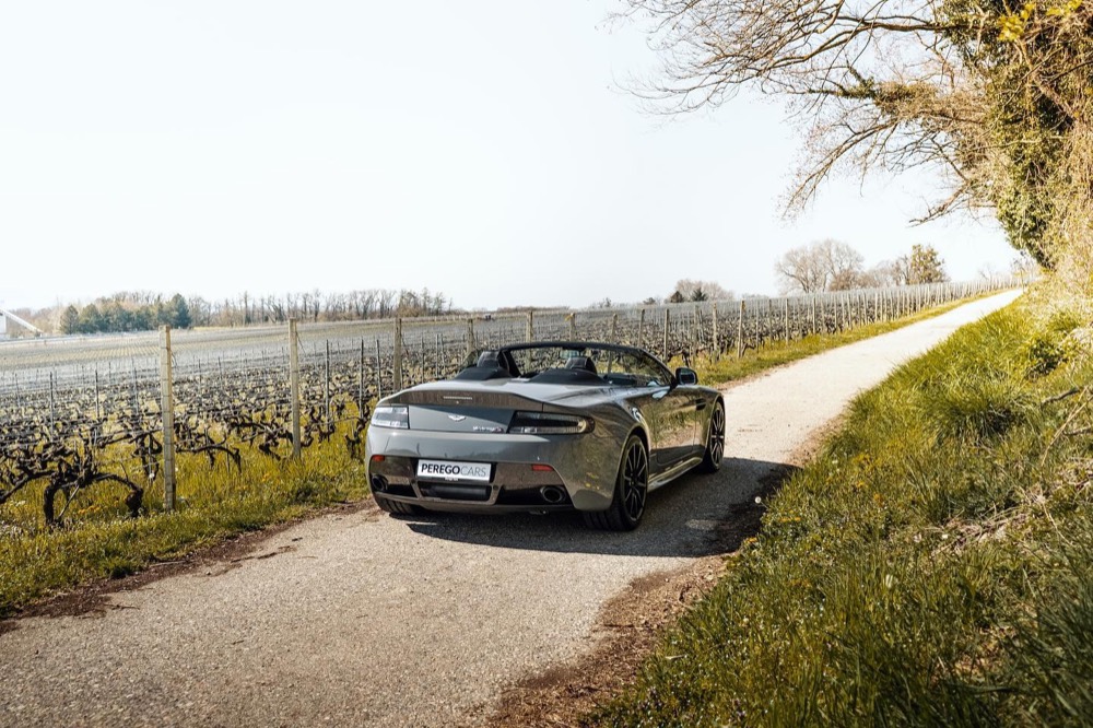 Aston Martin V12 Vantage S Roadster