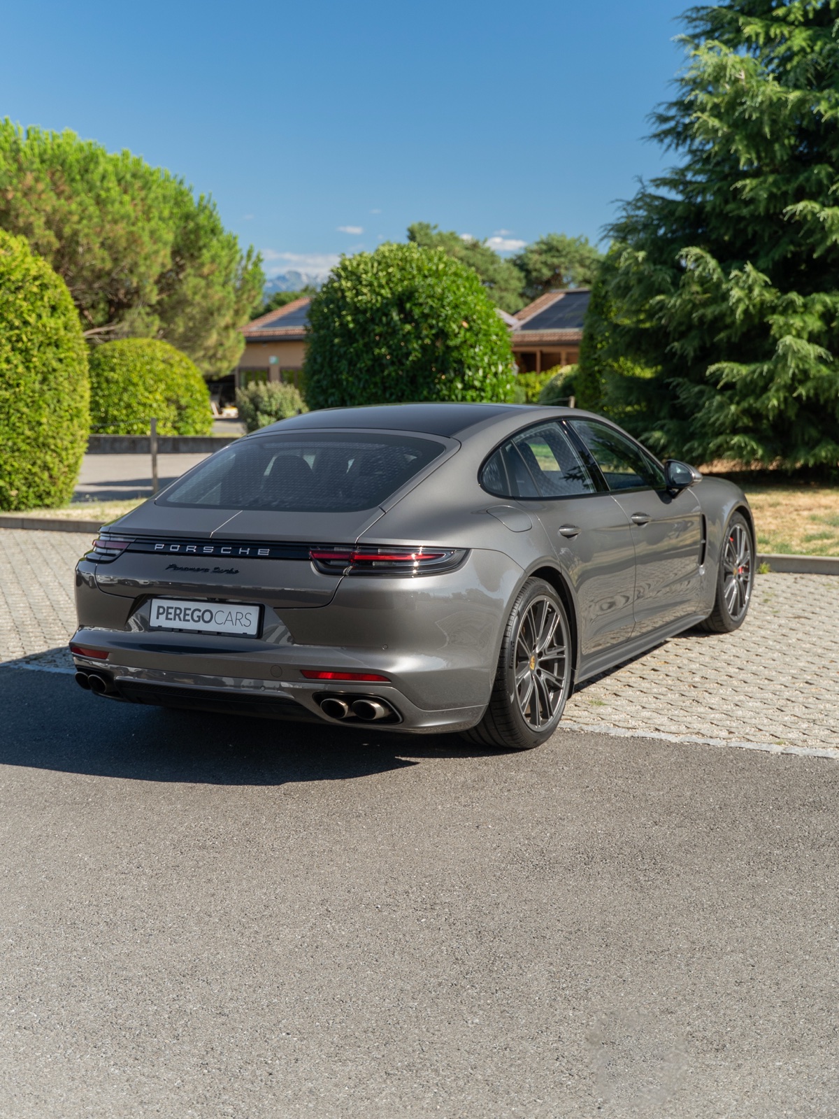 Porsche Panamera Turbo (971)
