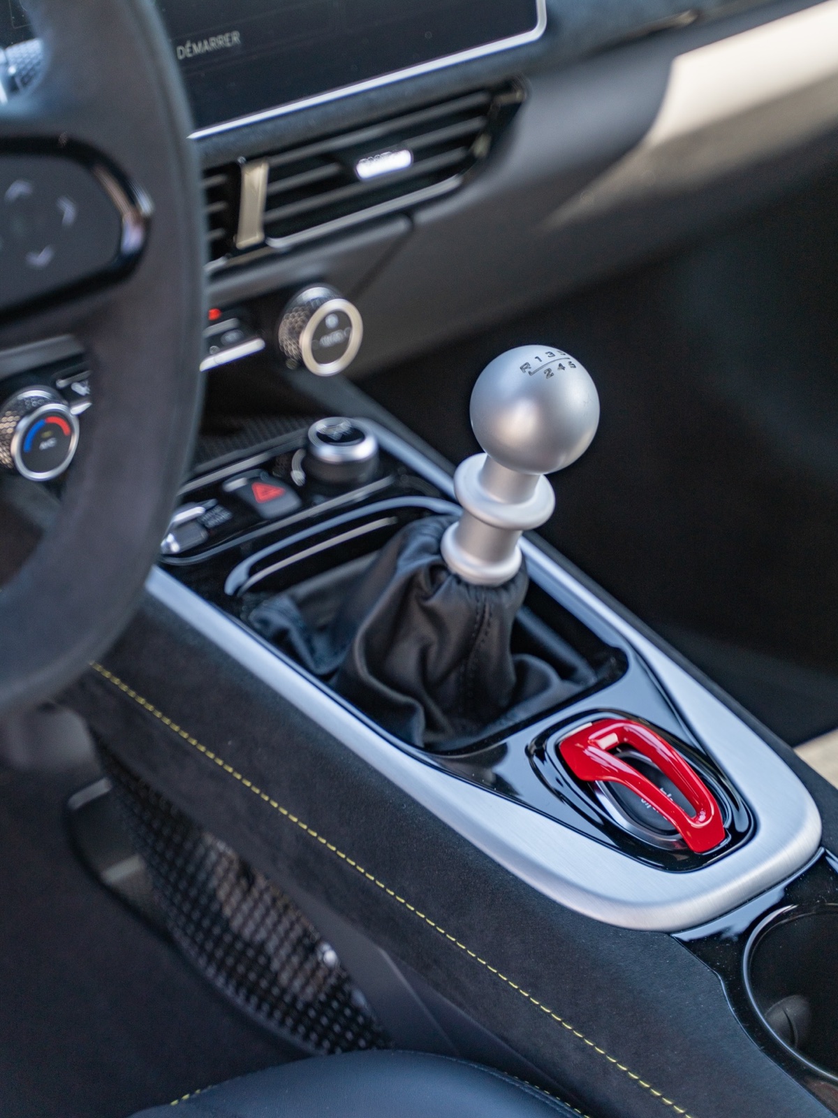 Lotus Emira V6