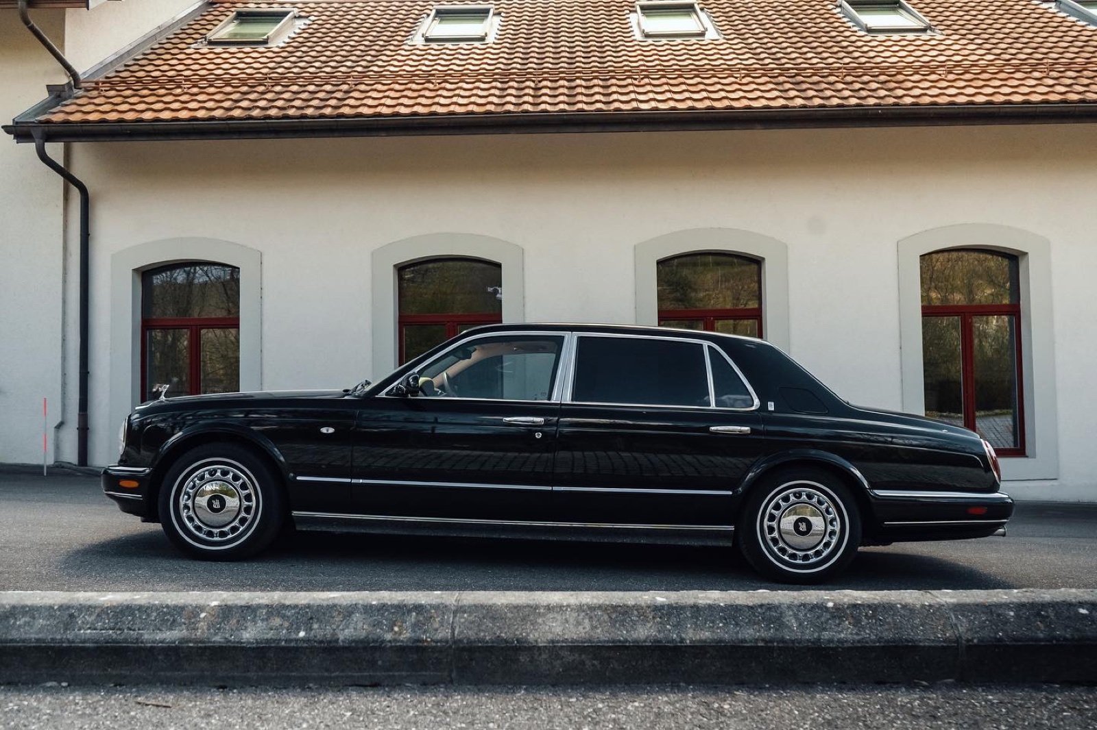 Rolls-Royce Silver Seraph Park Ward (empattement long)