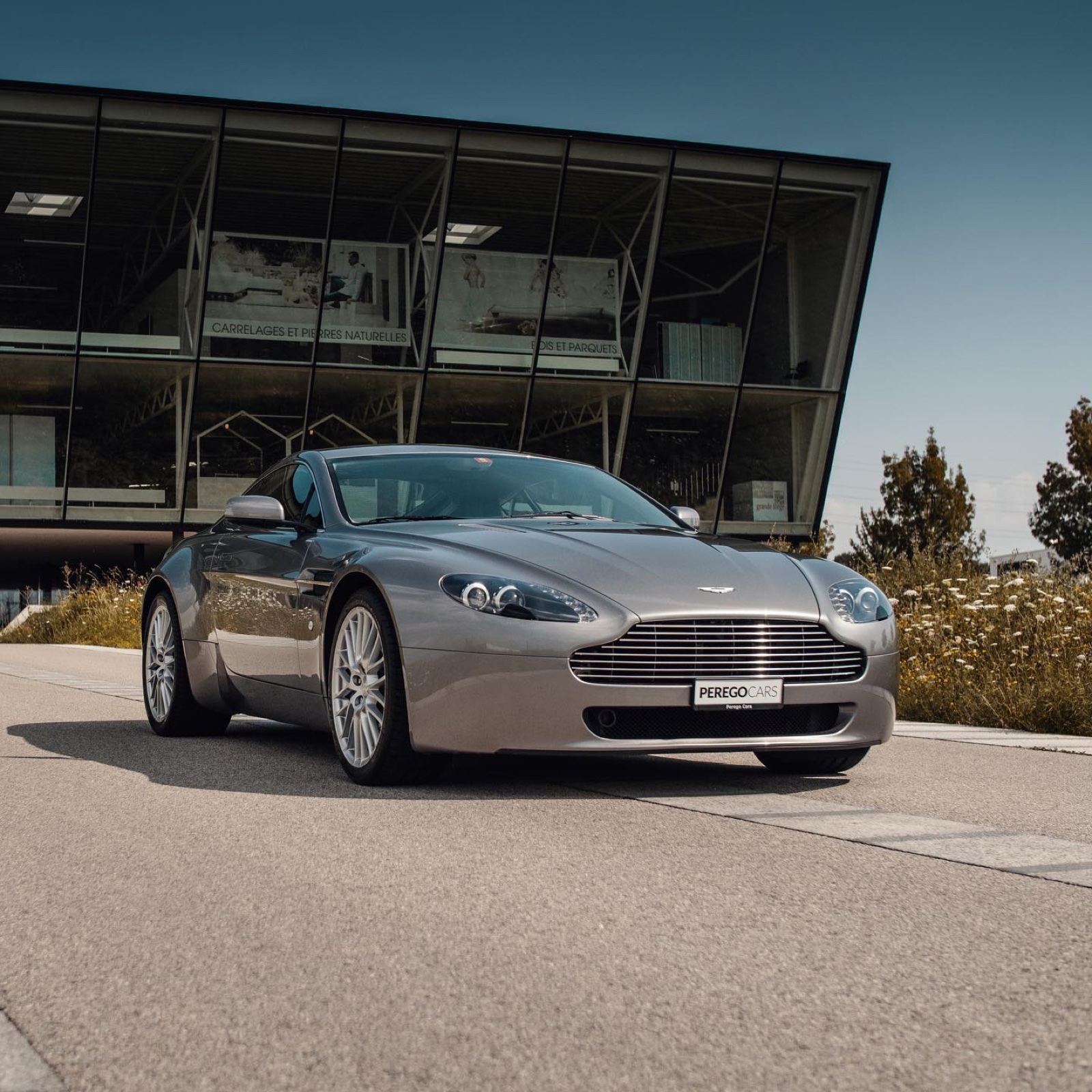 Aston Martin V8 Vantage