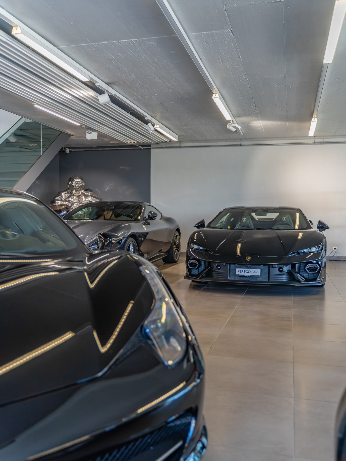 Porsche 911 GT3 RS (série 991), Ferrari 296 GTS, Ferrari 575M Maranello