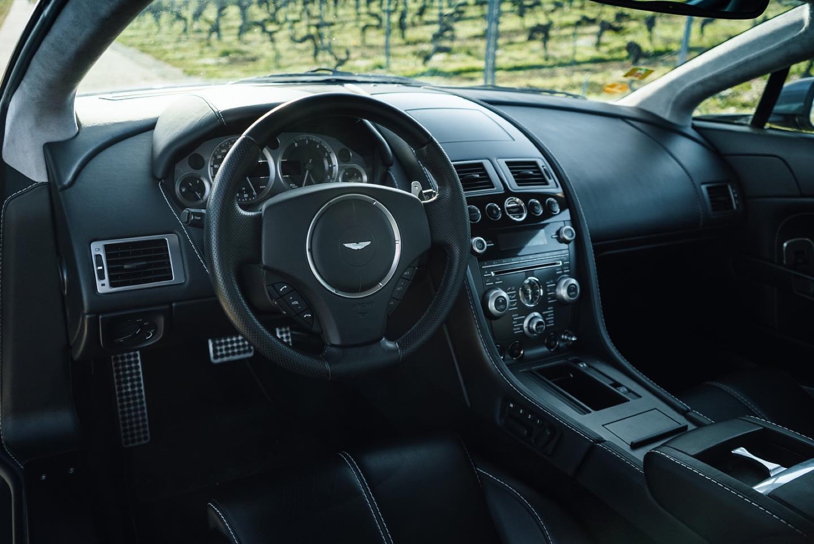 Aston Martin V8 Vantage Coupé