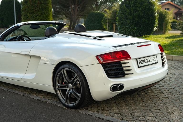 Audi R8